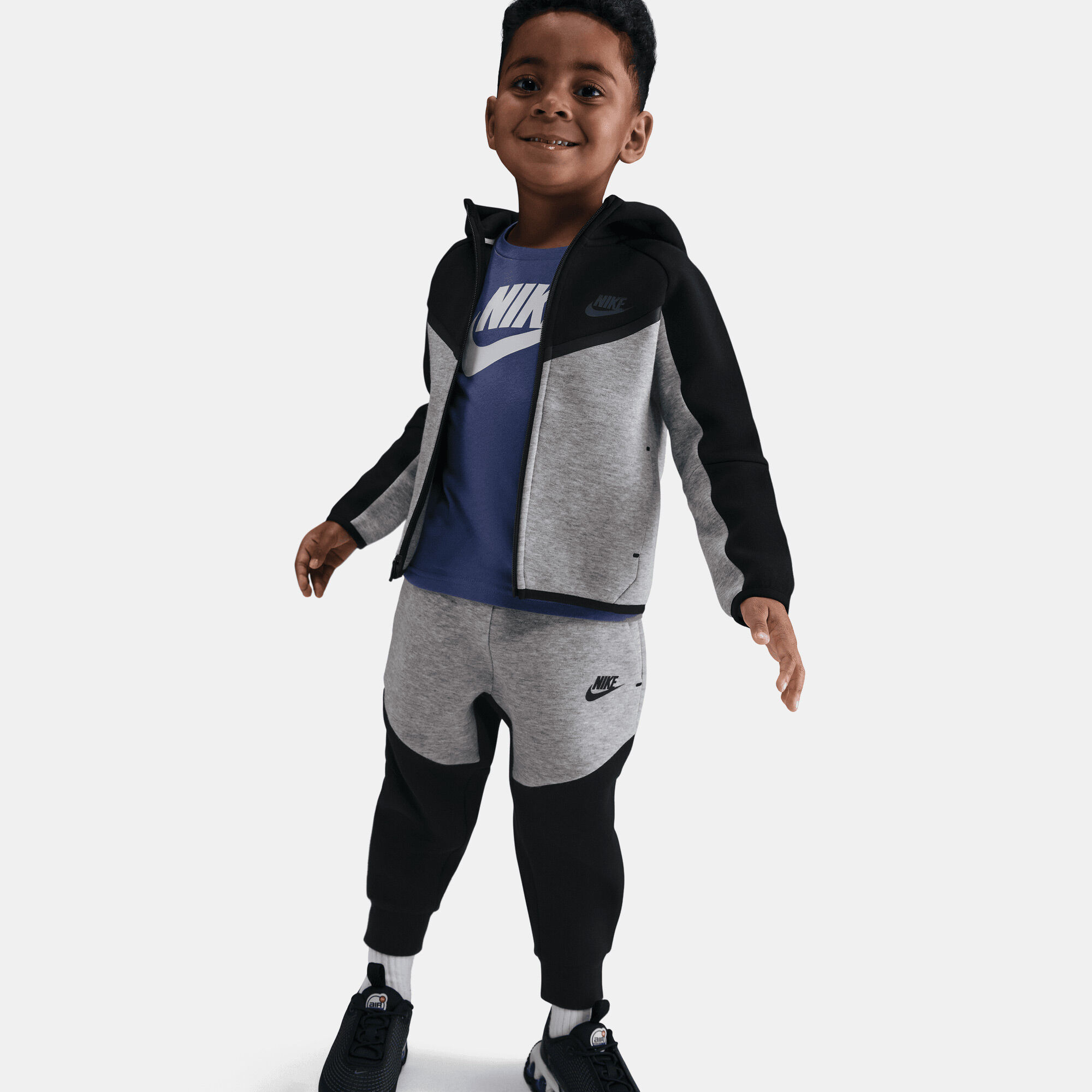 نايكي سبورتسوير image number 8