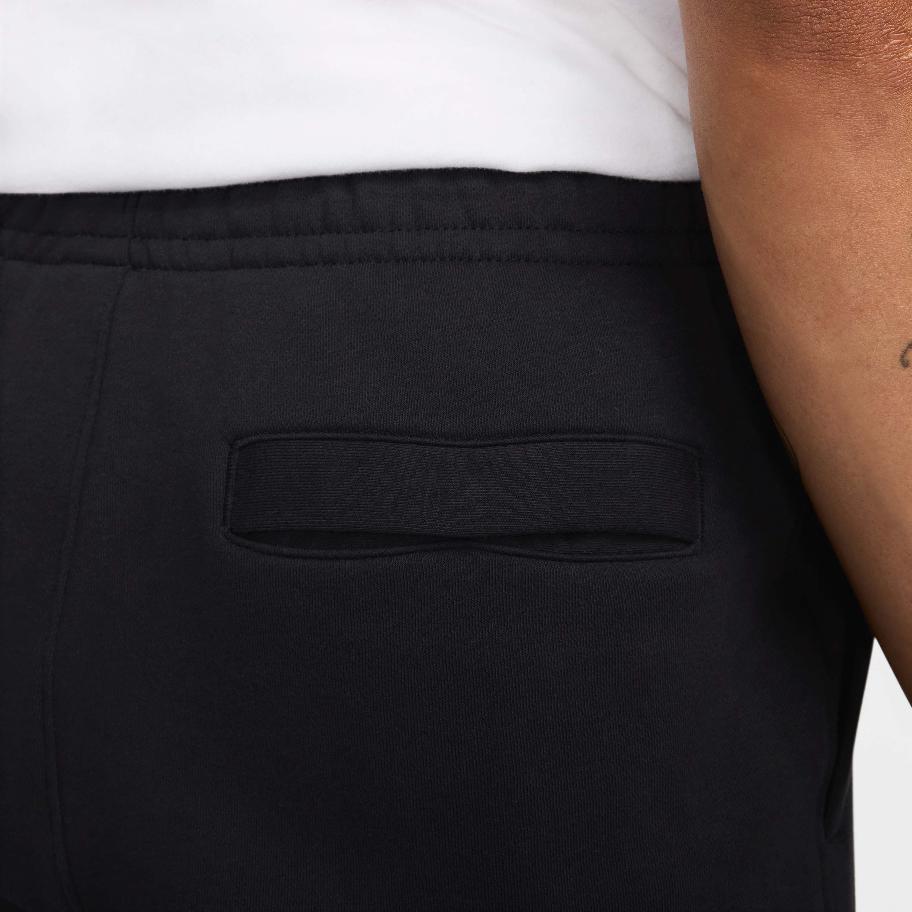 Nike Sportswear Club image number 4