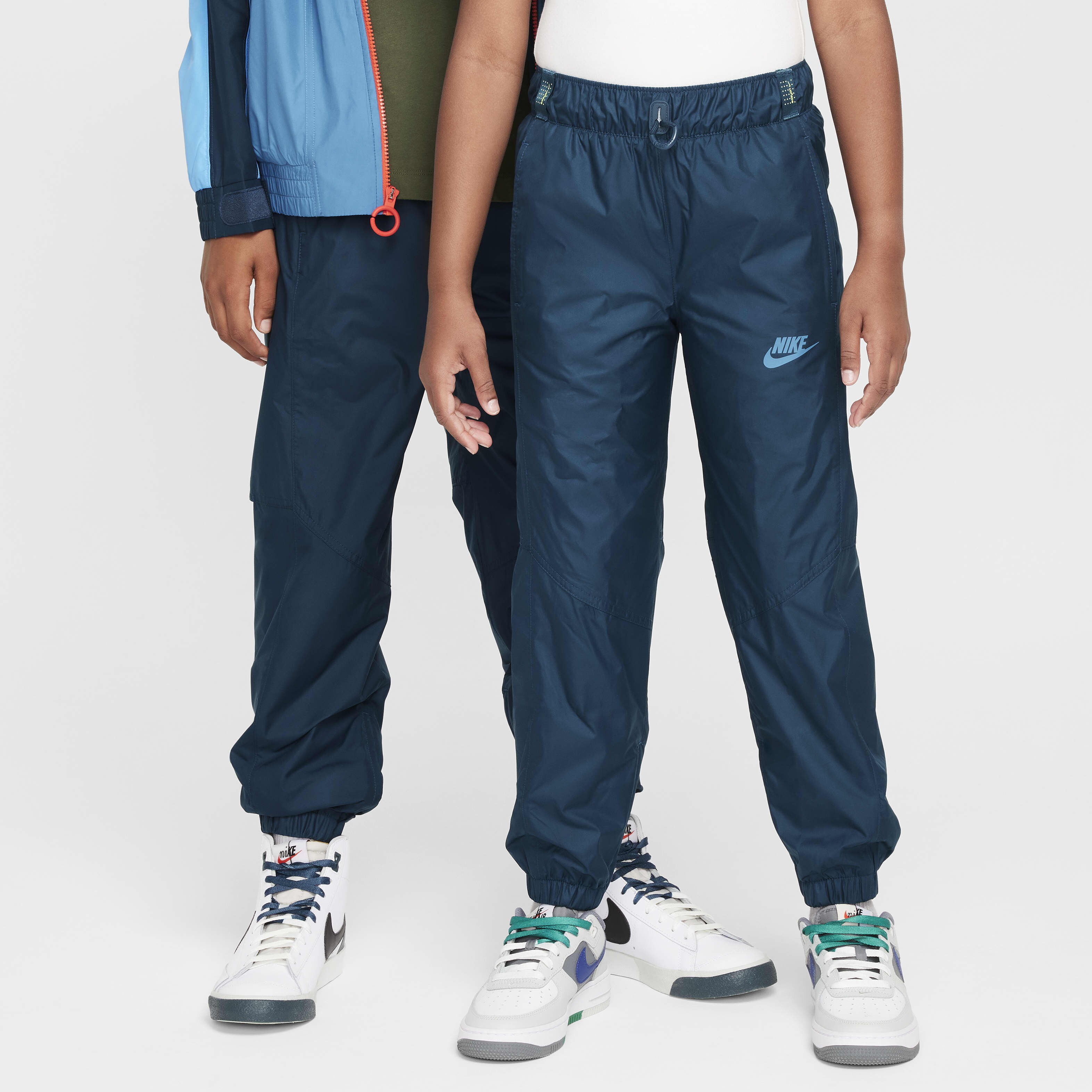 Nike windrunner jogger best sale