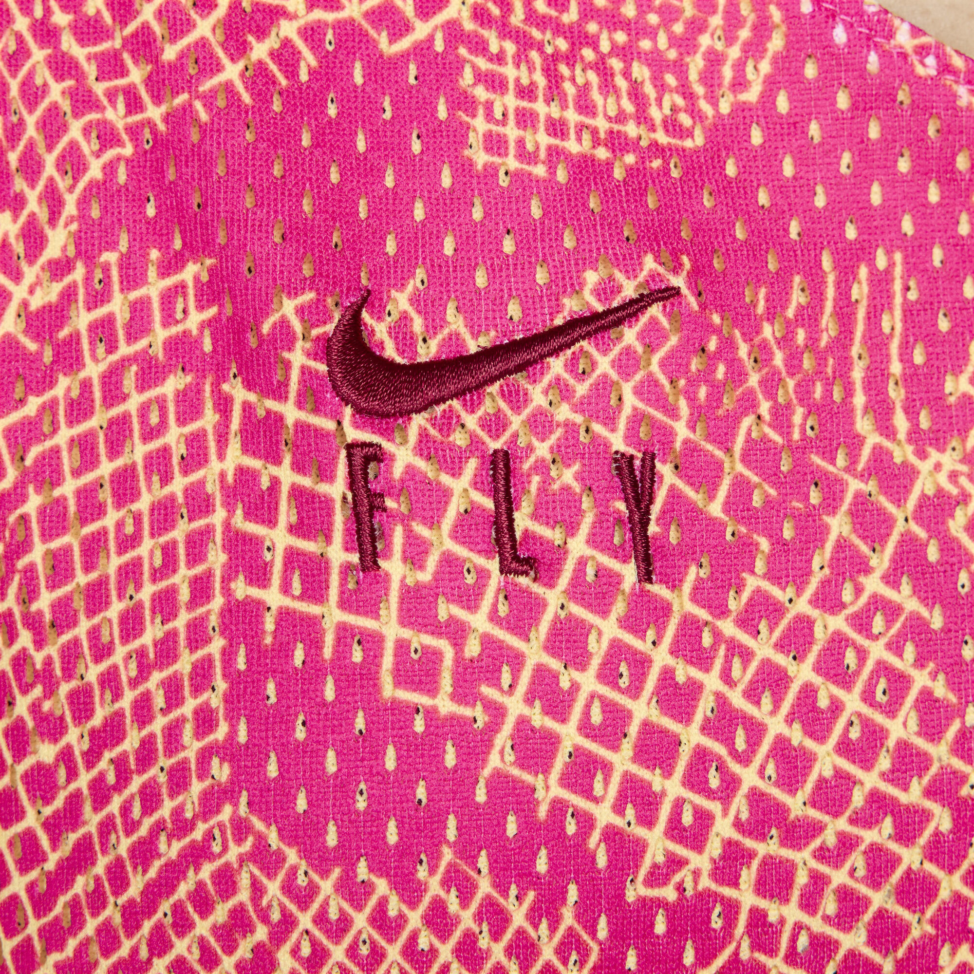 Zoom image
