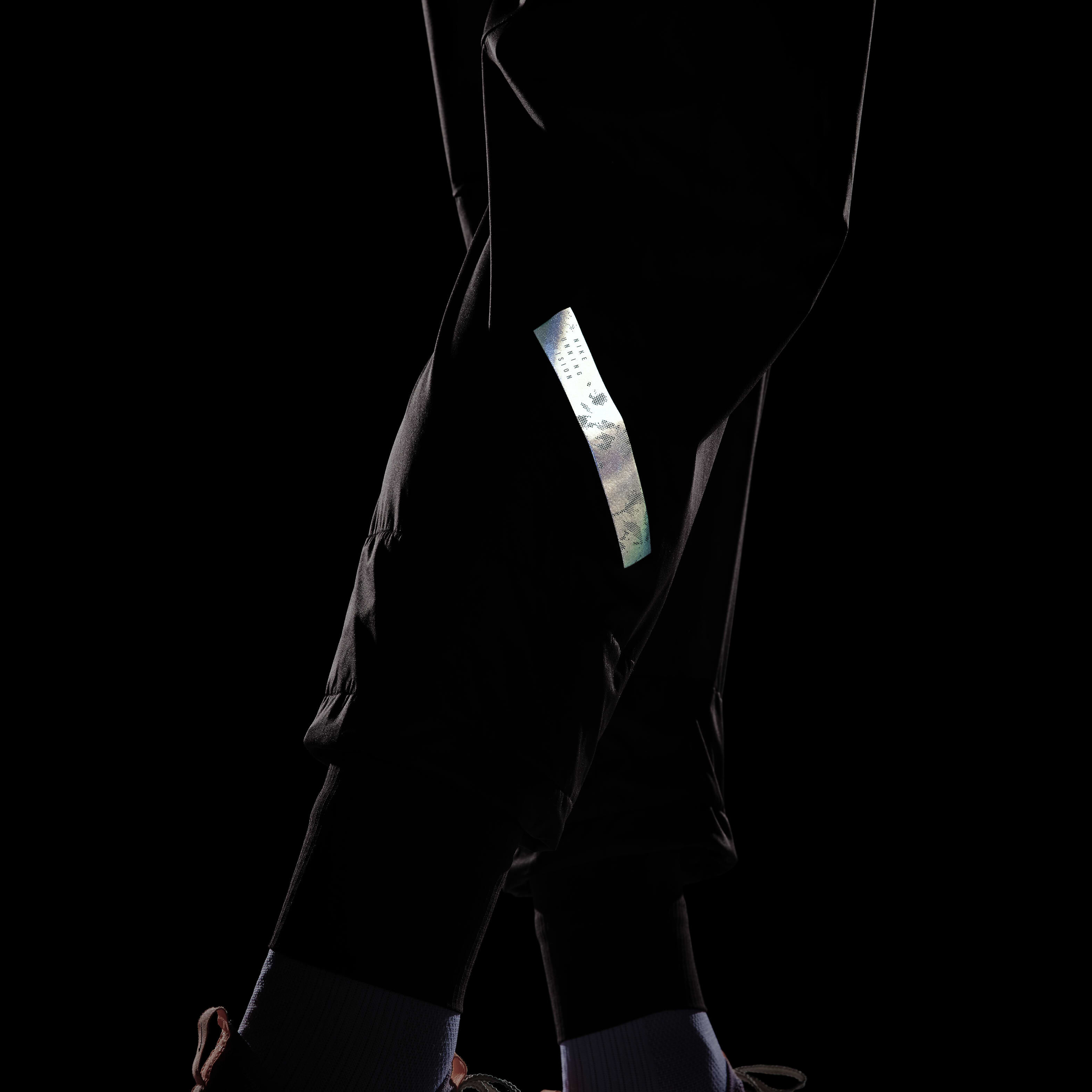 Nike Running Division Phenom image number 8