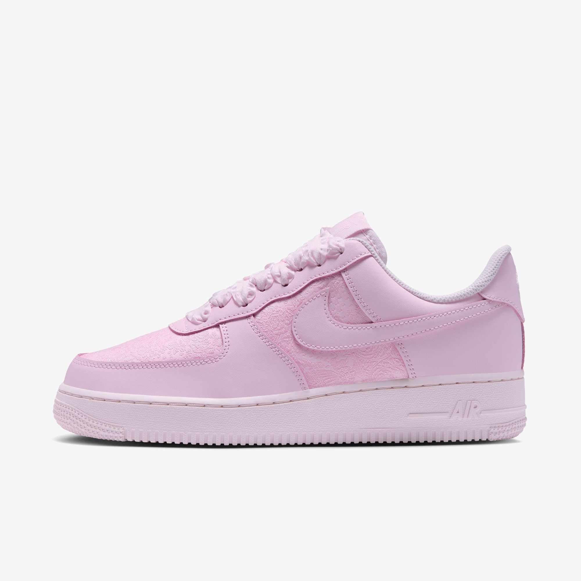 Nike Air Force 1 '07 SE image number 0