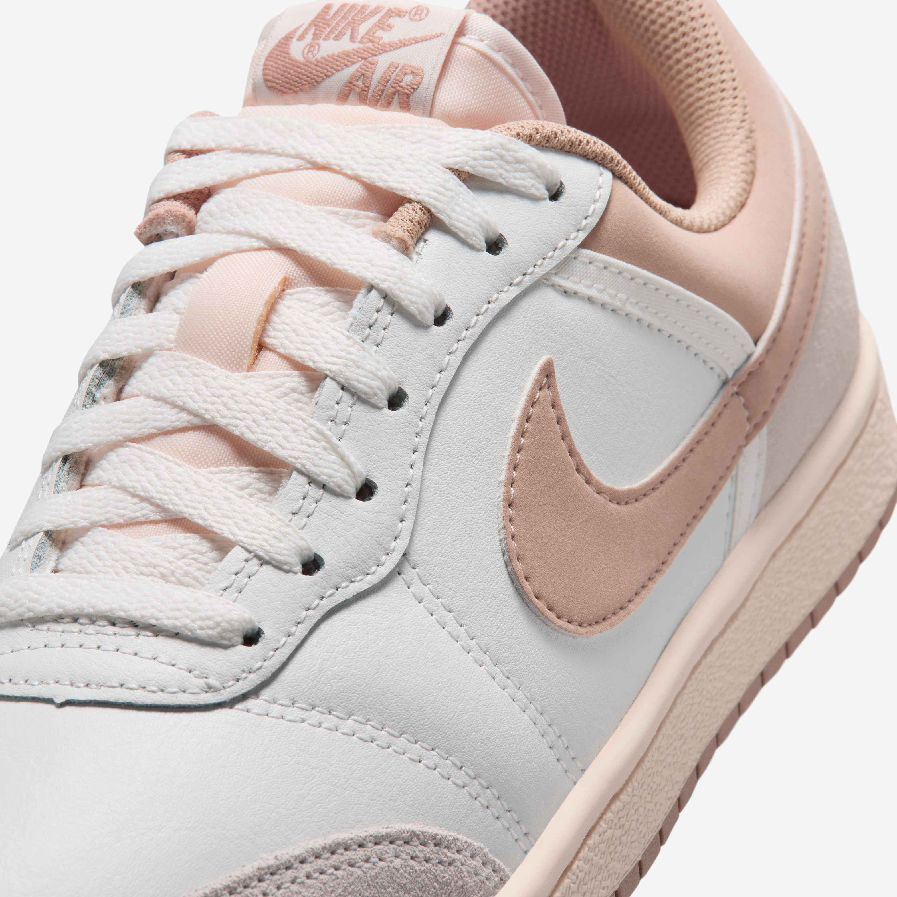 Air Jordan Skyline Low image number 17