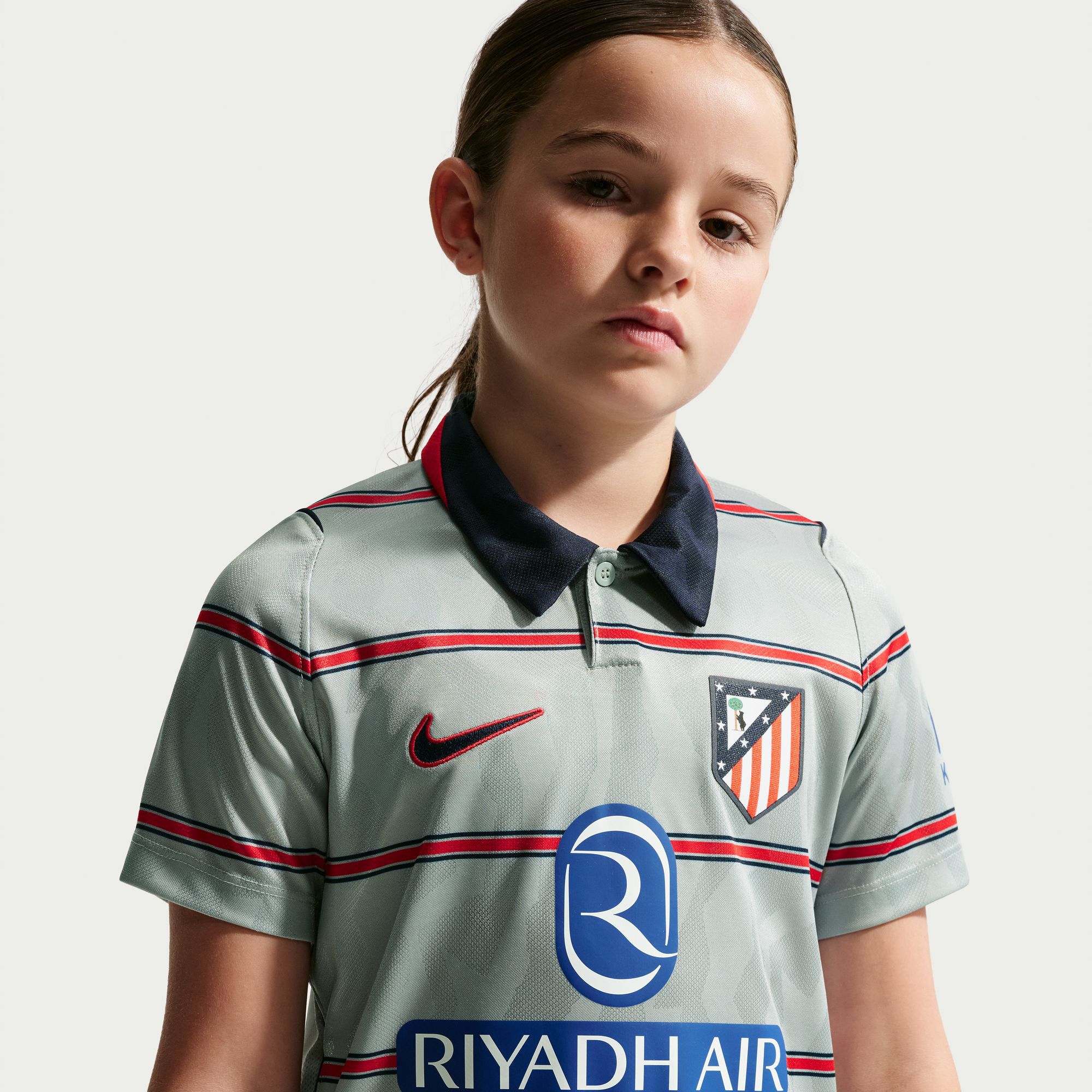اتليتكو مدريد 2026/27 البديل ستاديوم image number 6