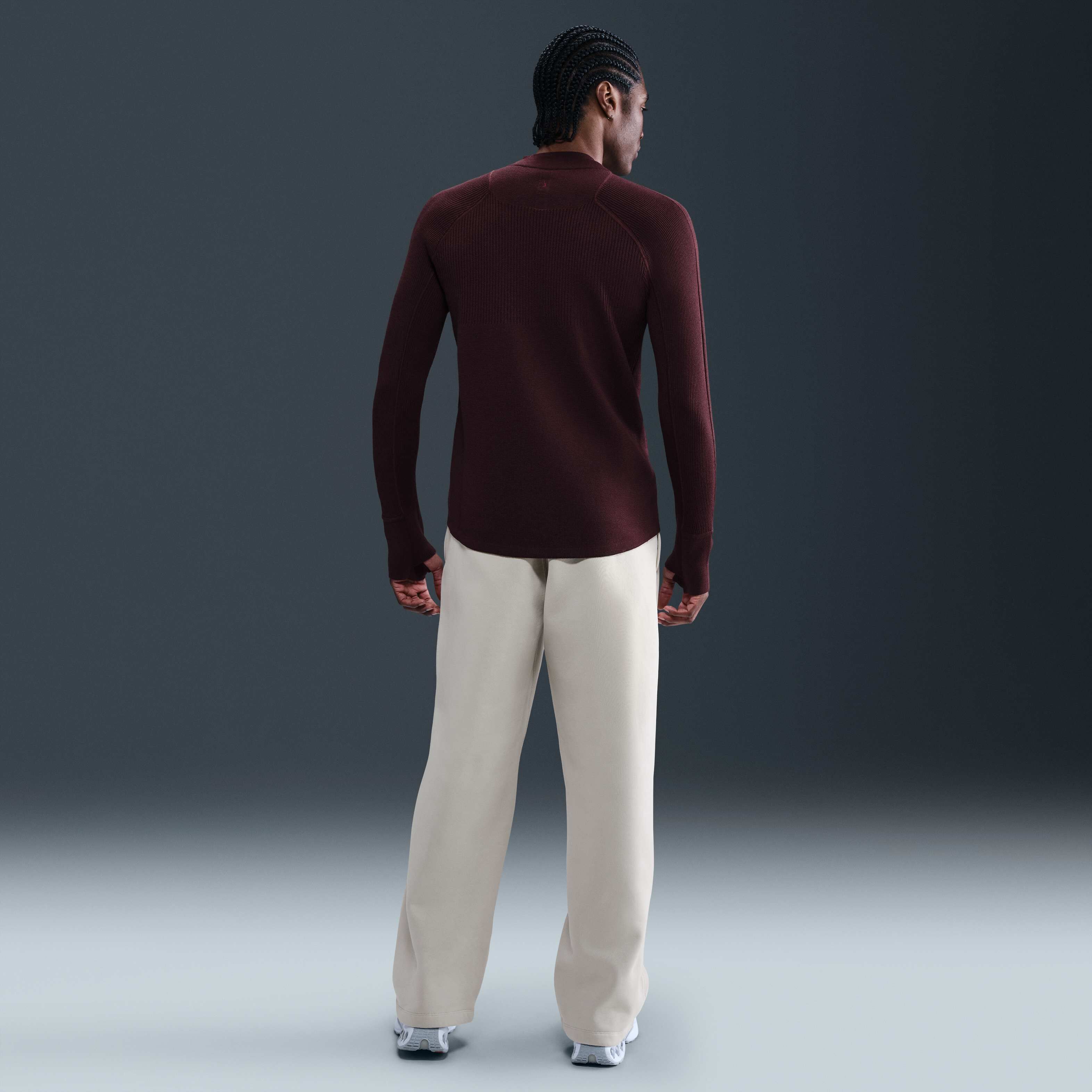 نايكي سولو سووش image number 3