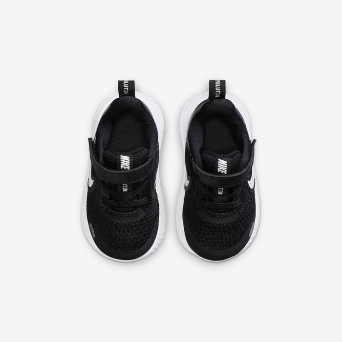 نايكي ريفوليوشن 5 image number 3 نايكي ريفوليوشن 5 image number 3