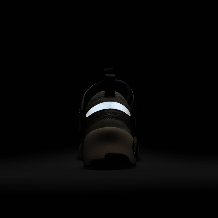 Jordan Trunner LX image number 8 Jordan Trunner LX image number 8