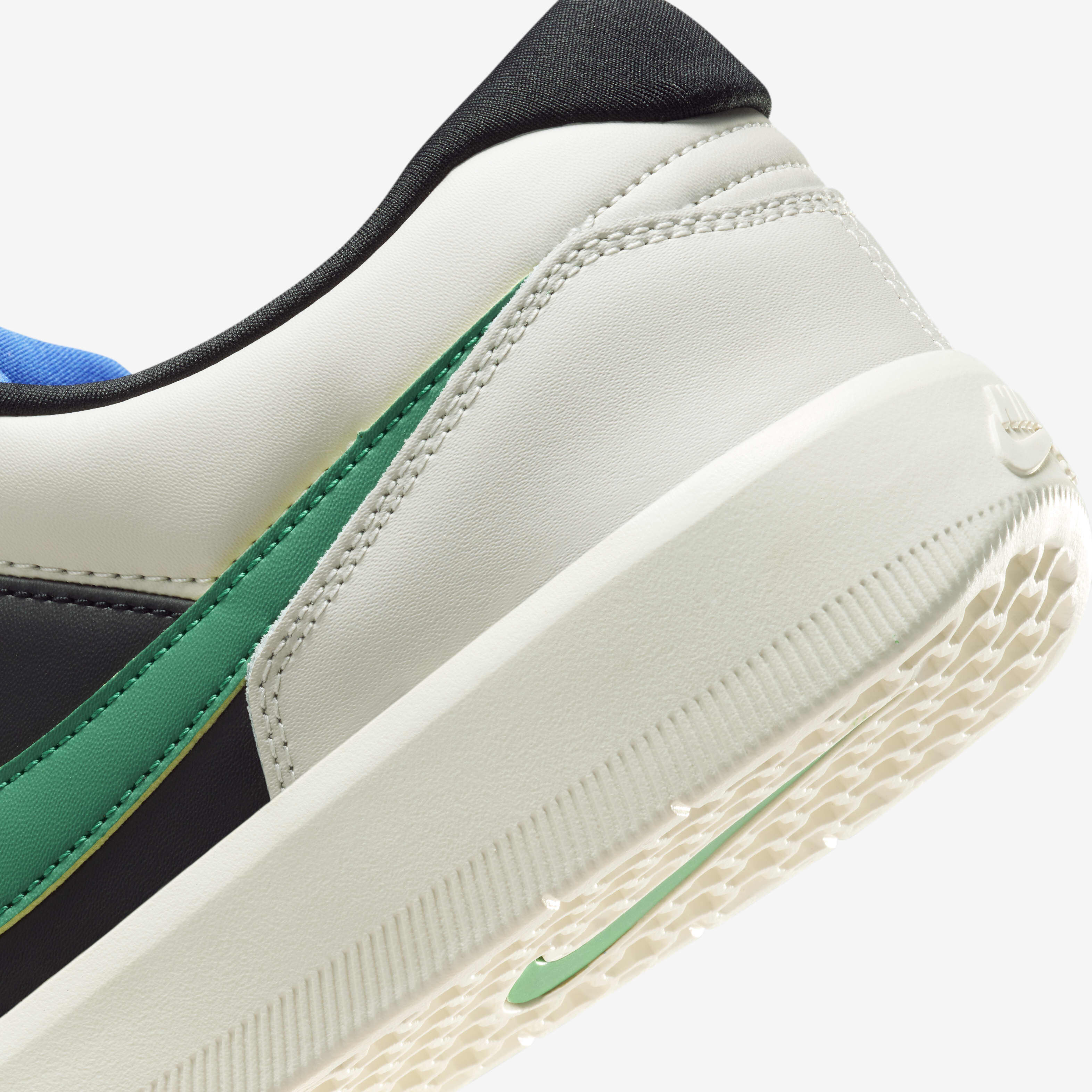 Nike sb team classic premium shoes deals