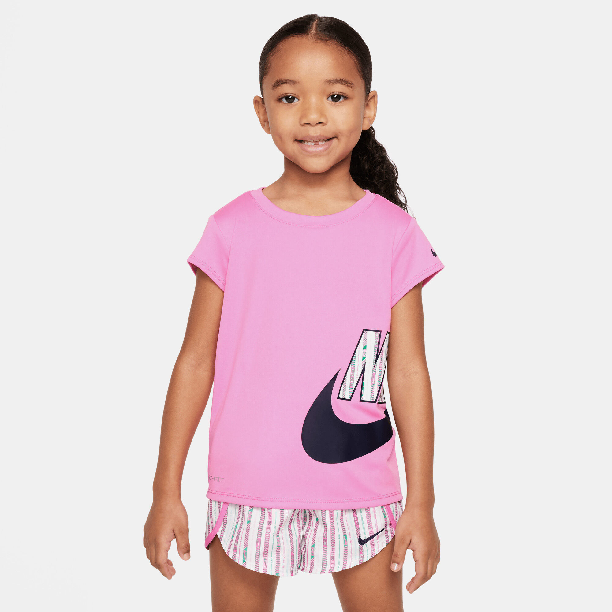 Nike Dri-FIT Happy Camper image number 3