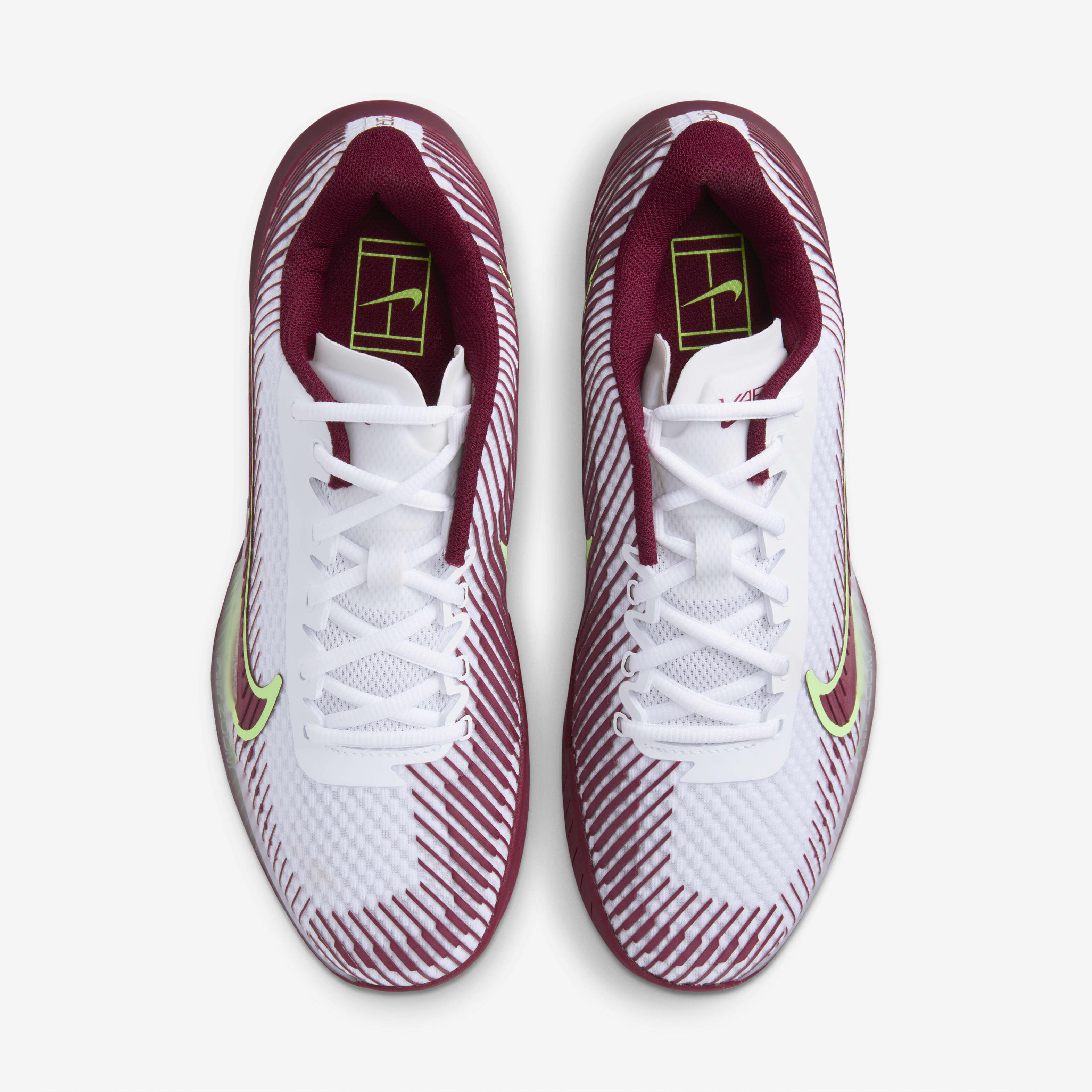 Nike elite tennis shoes top