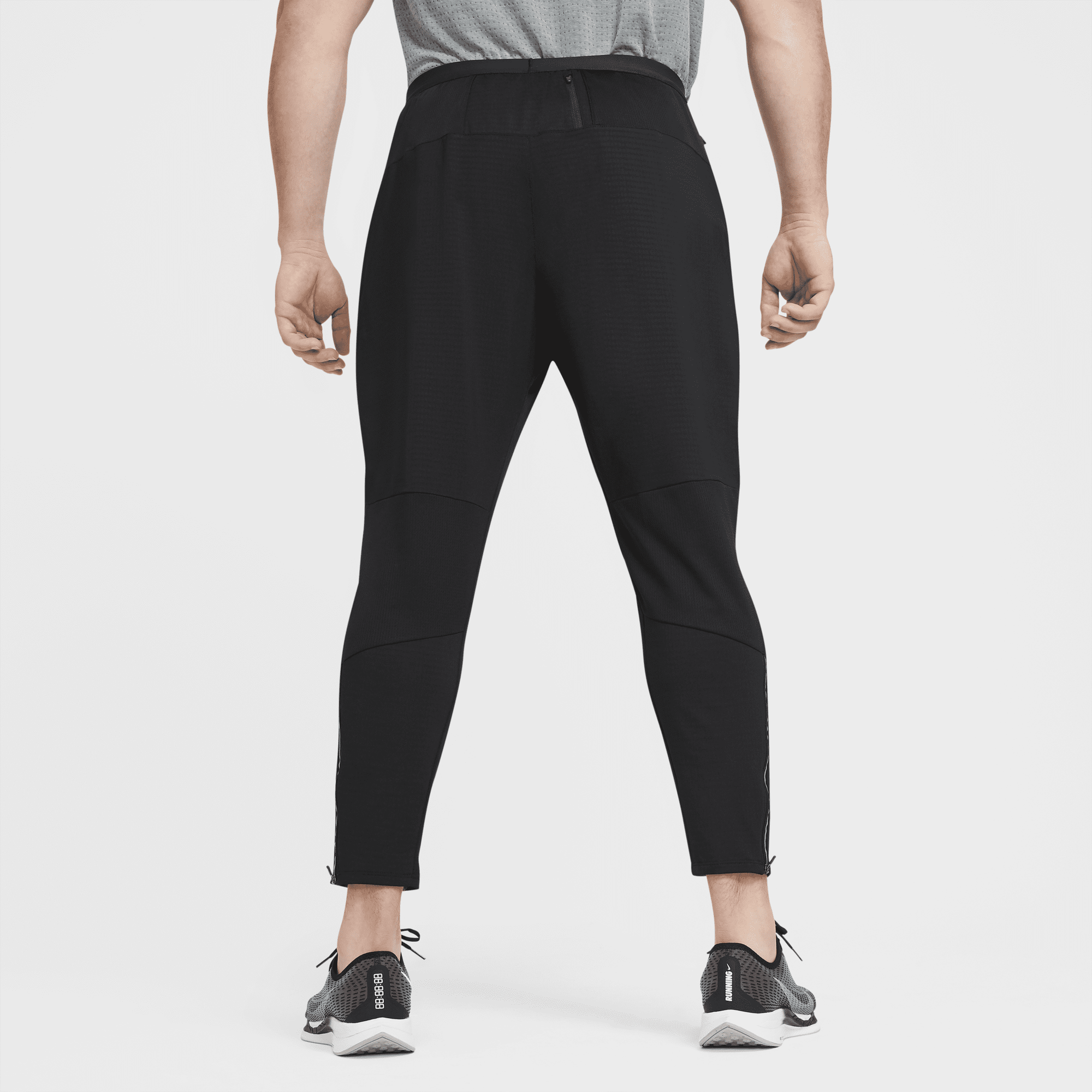 Phenom essential hotsell men's running trousers