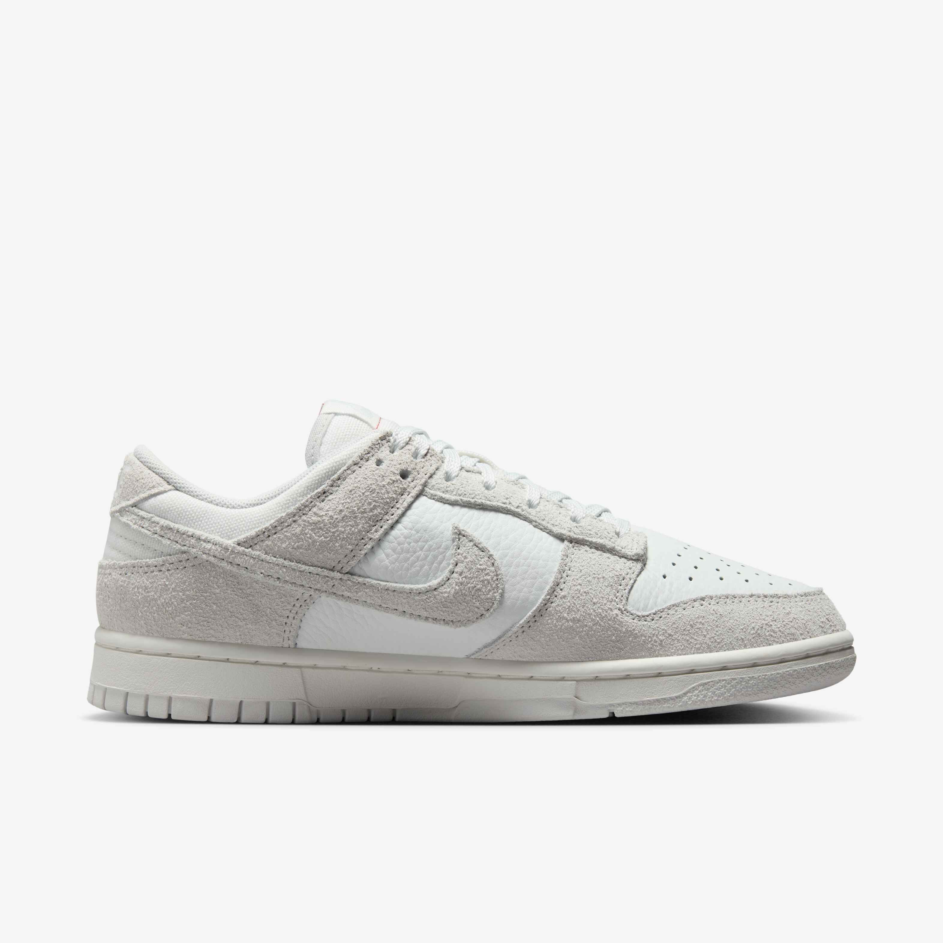 Nike Dunk Low image number 2