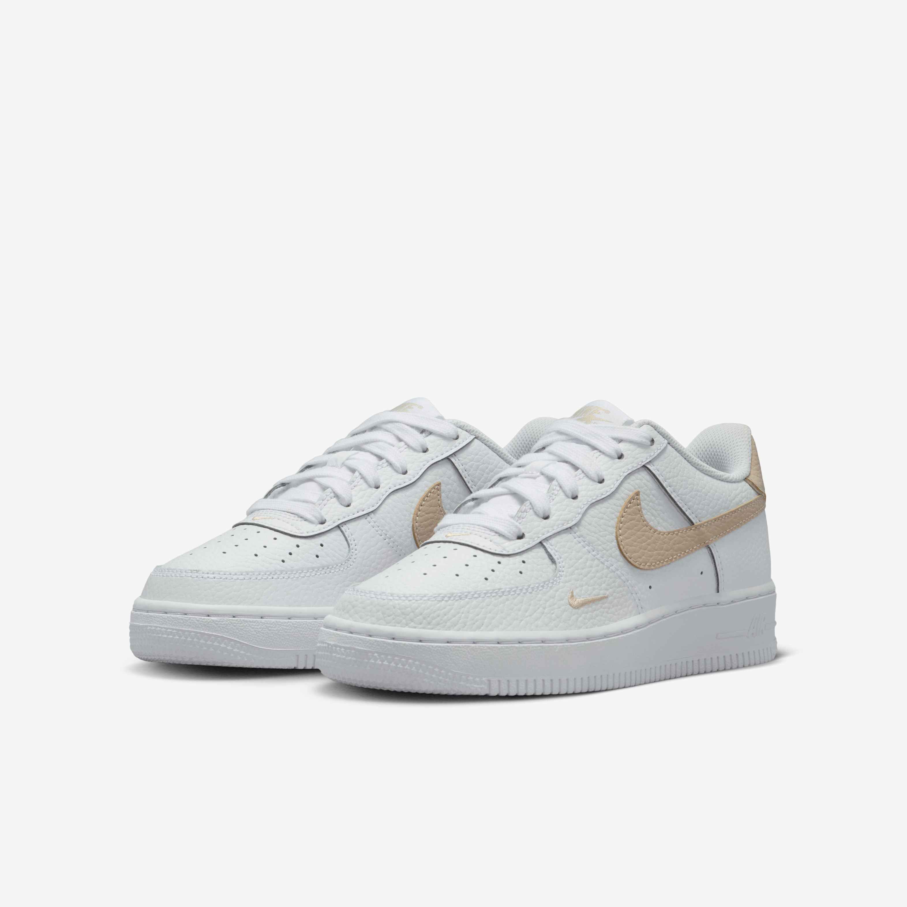 Nike Air Force 1 image number 4
