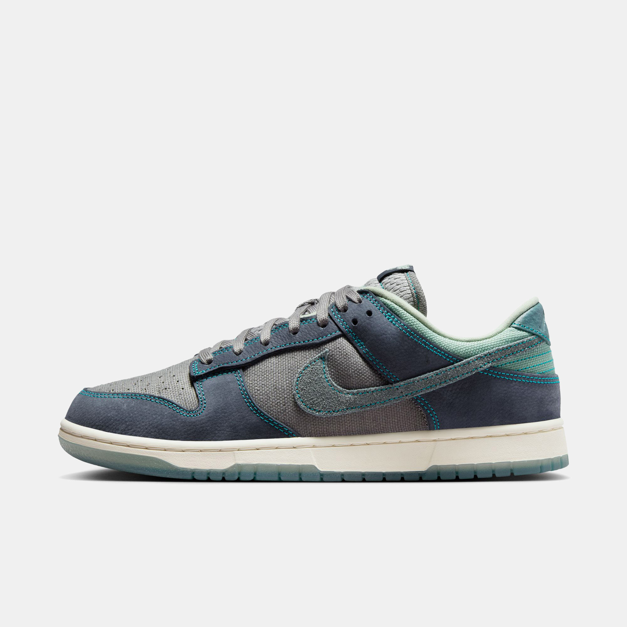 Nike Dunk Low Retro SE image number 0