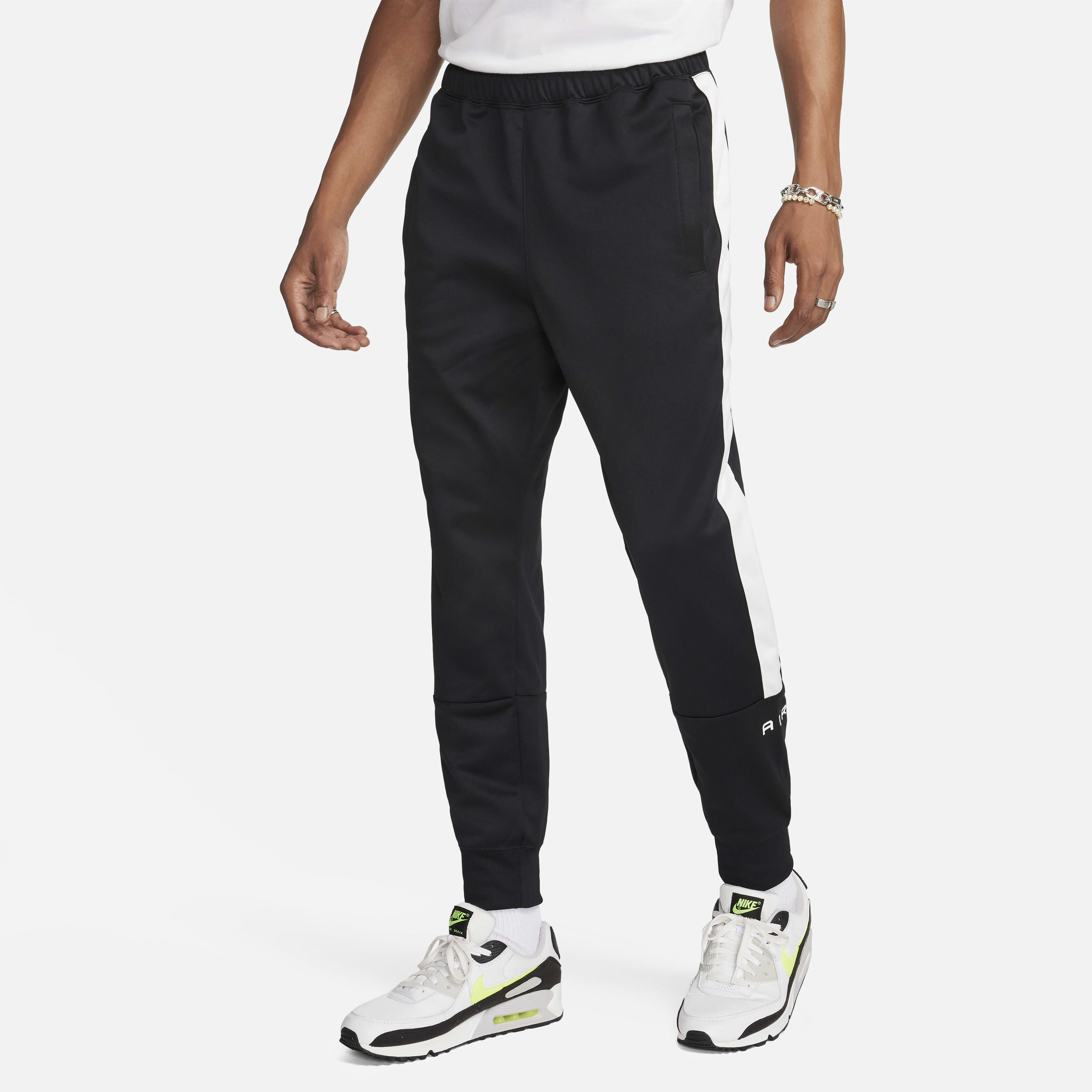 Mens cheap nike joggers online
