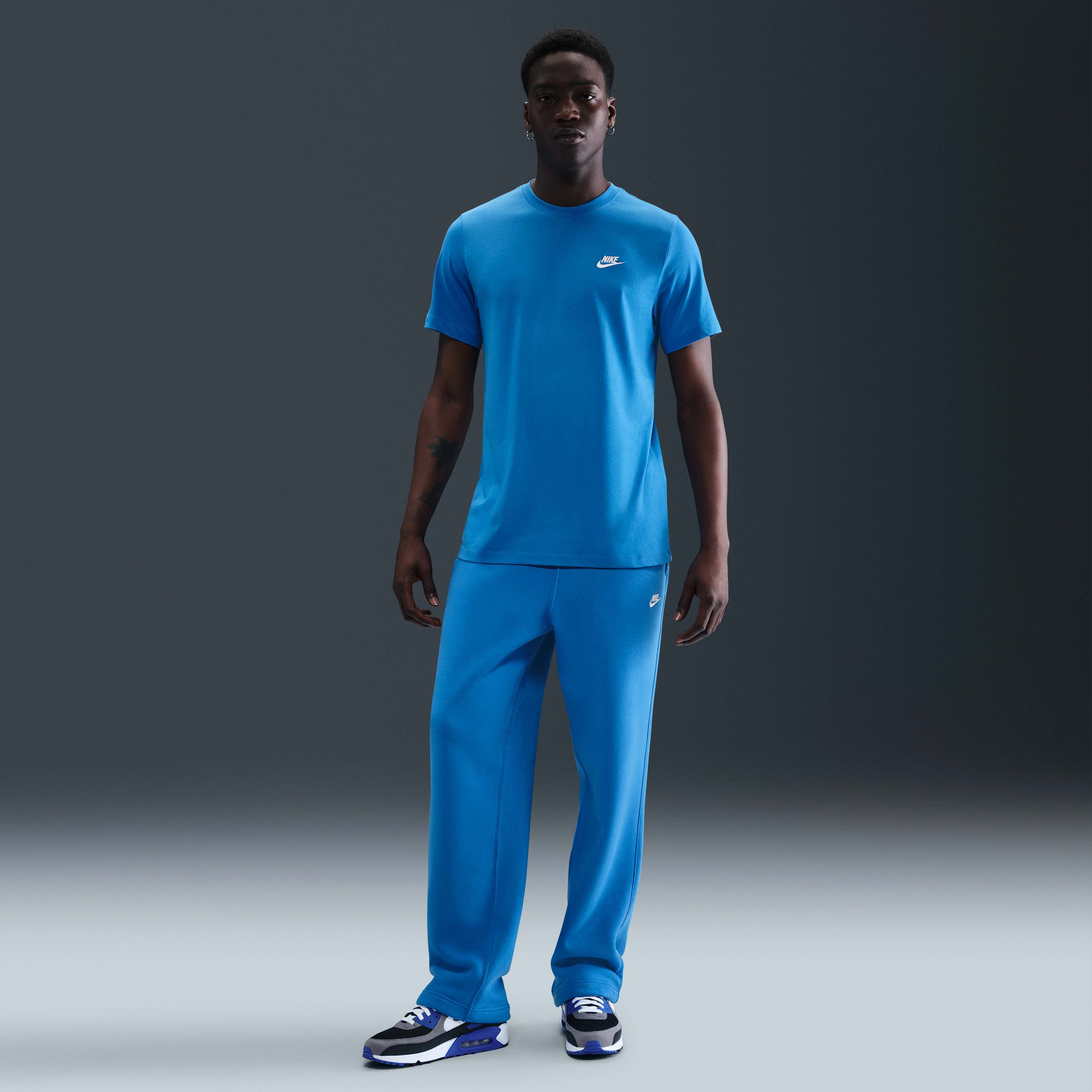 Nike Sportswear Club image number 3
