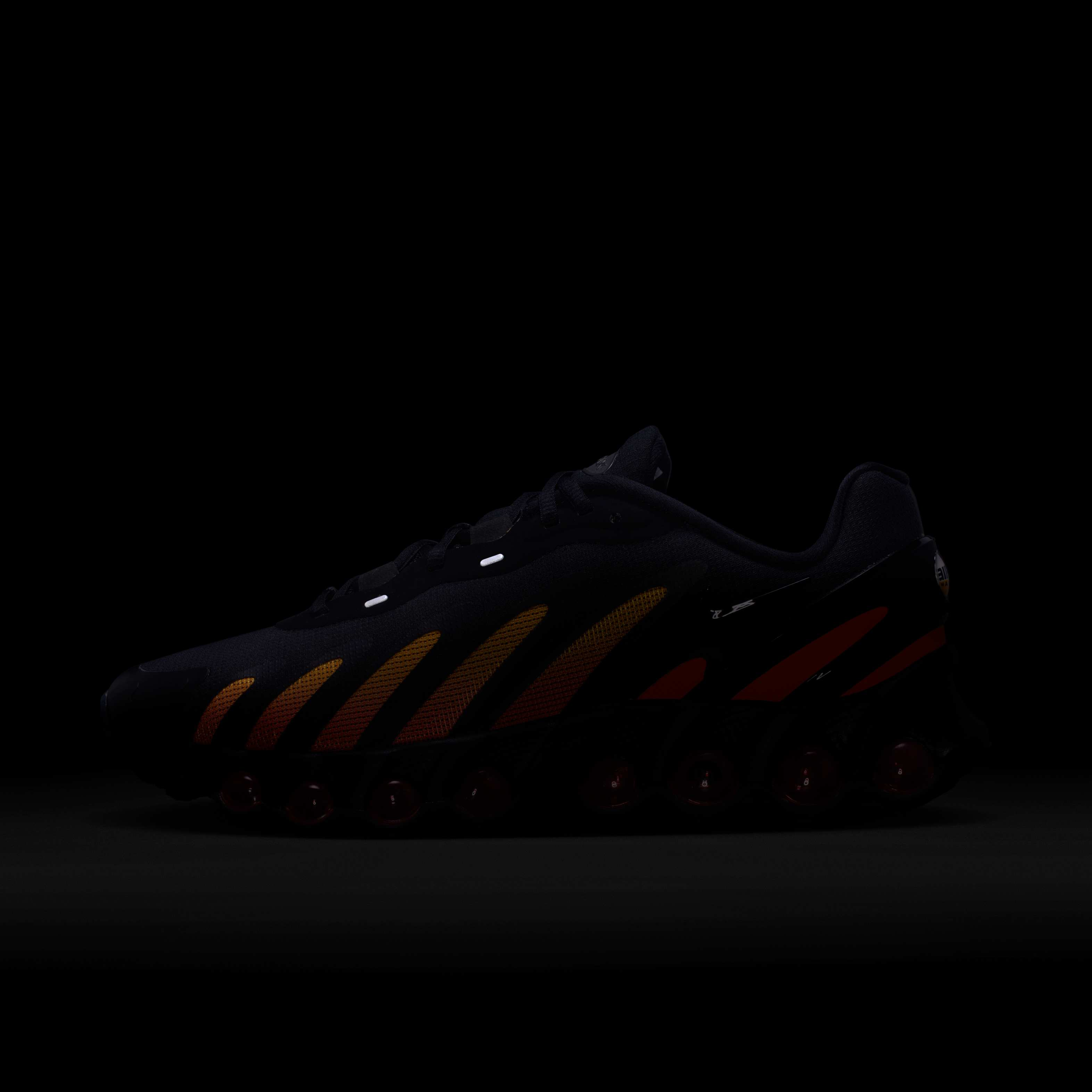 Nike Air Max Dn8 image number 8