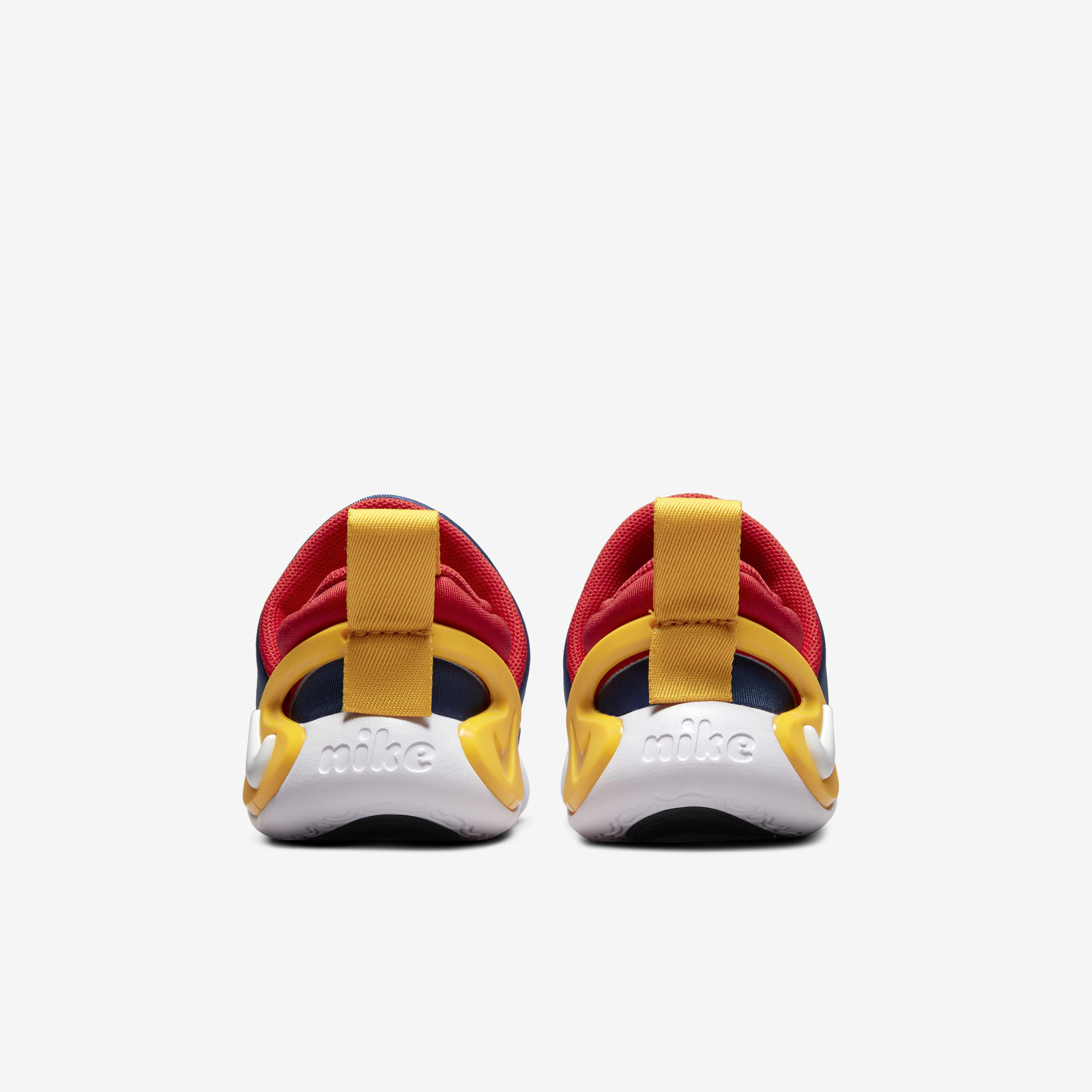 نايكي دينامو جو image number 5