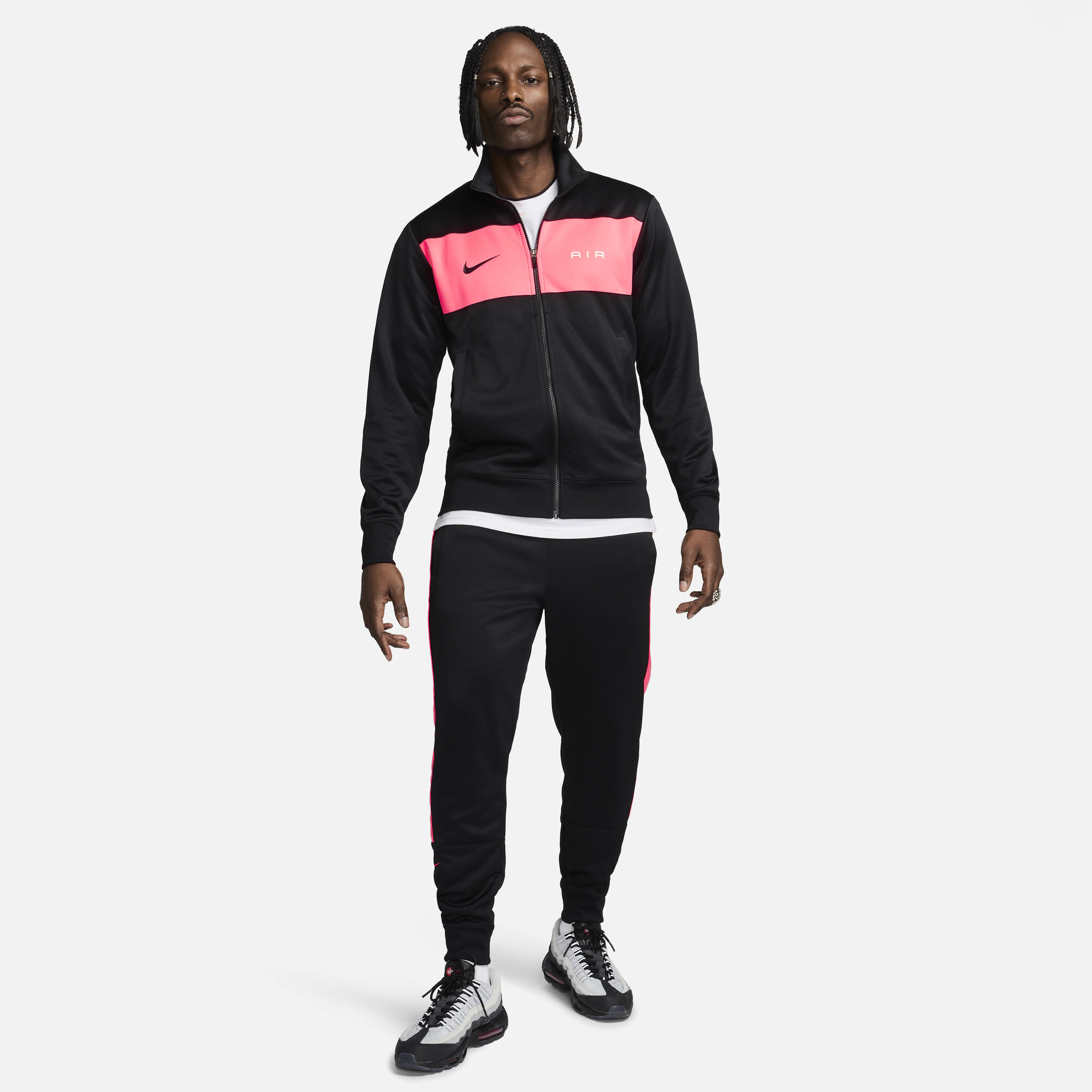 Nike air logo tracksuit clearance