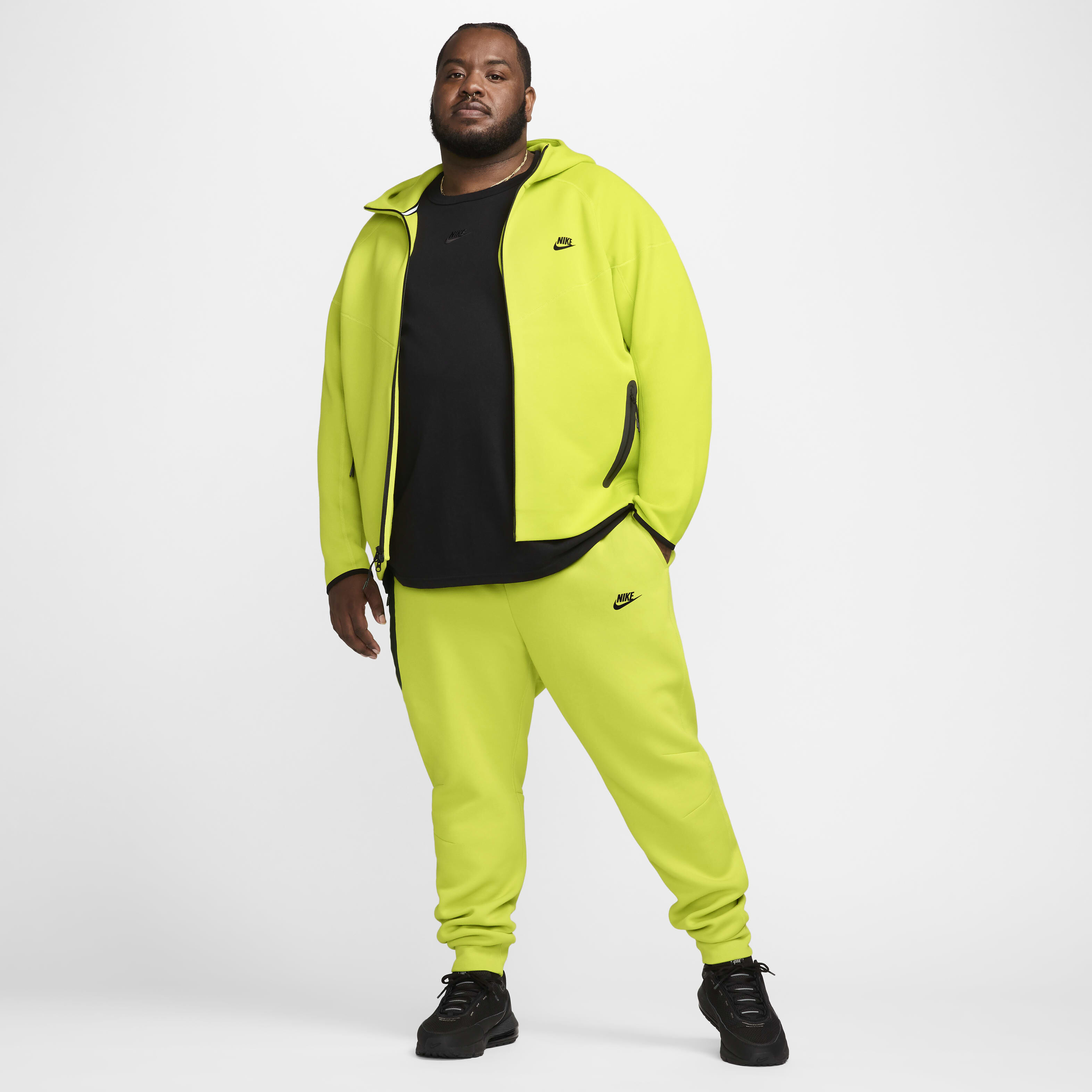 Nike Sportswear Tech Fleece image number 18