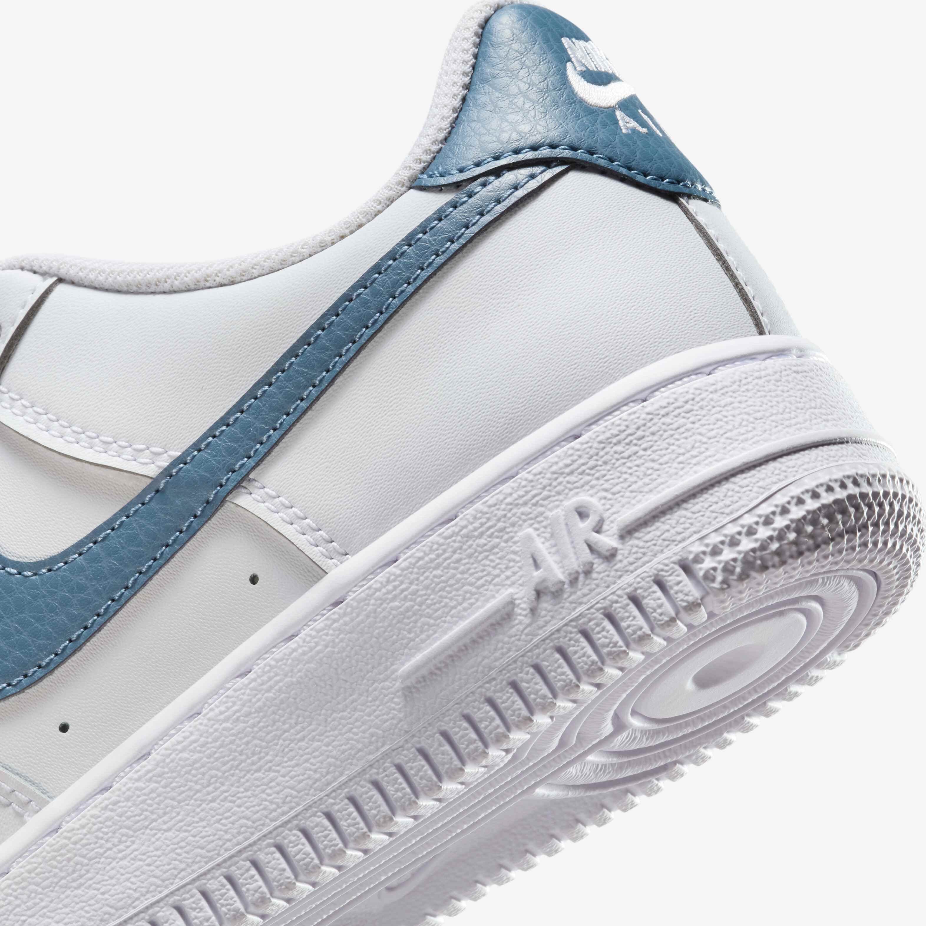 Nike Air Force 1 image number 7