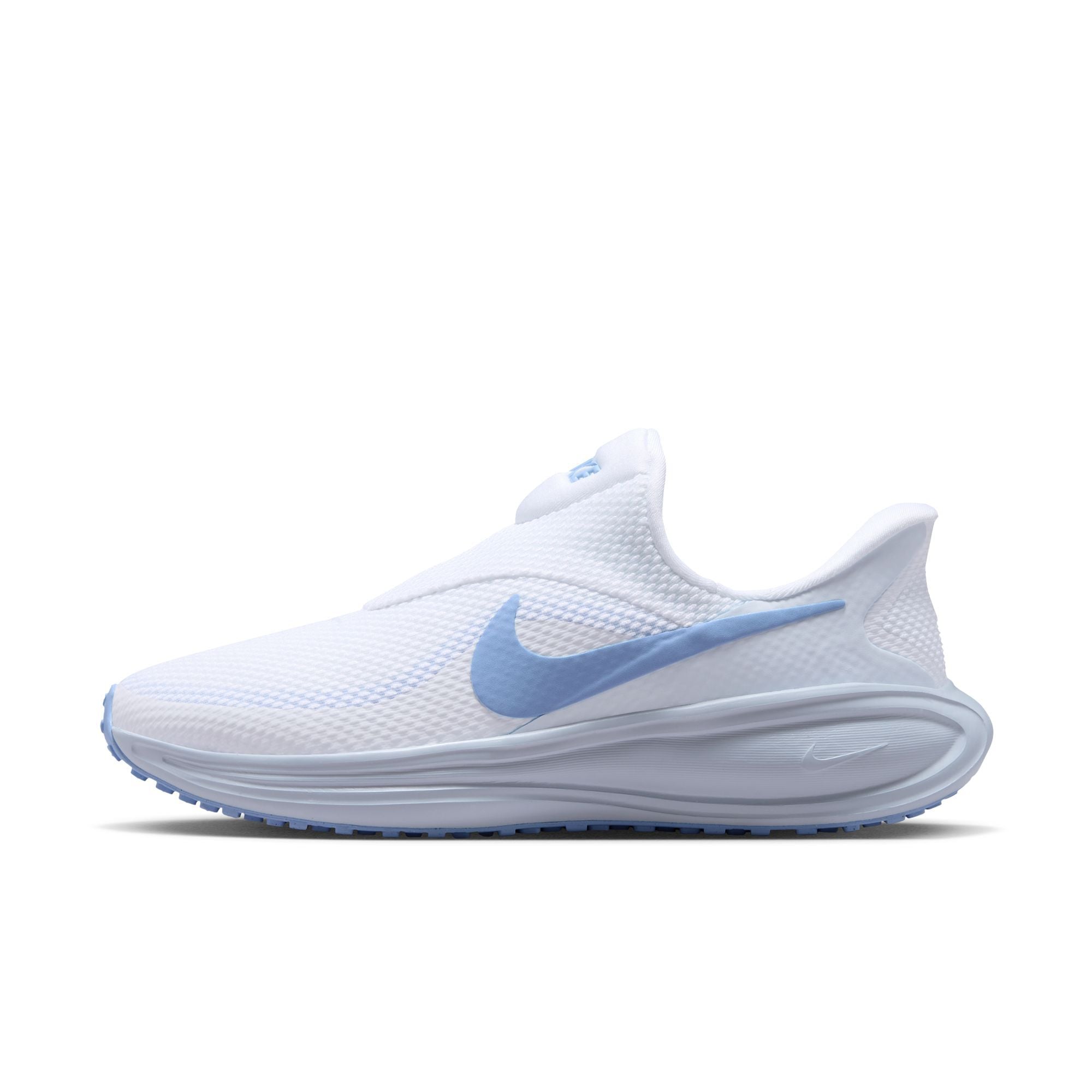 Nike Revolution 8 EasyOn image number 0