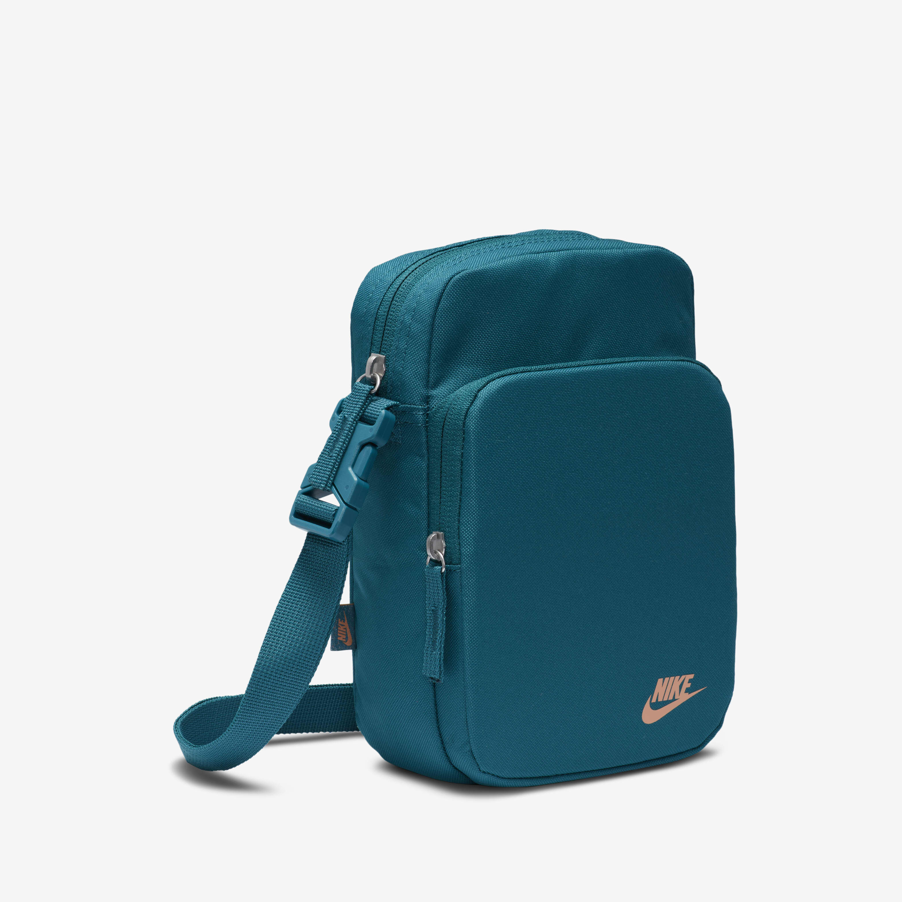 نايكي هيرتدج image number 2