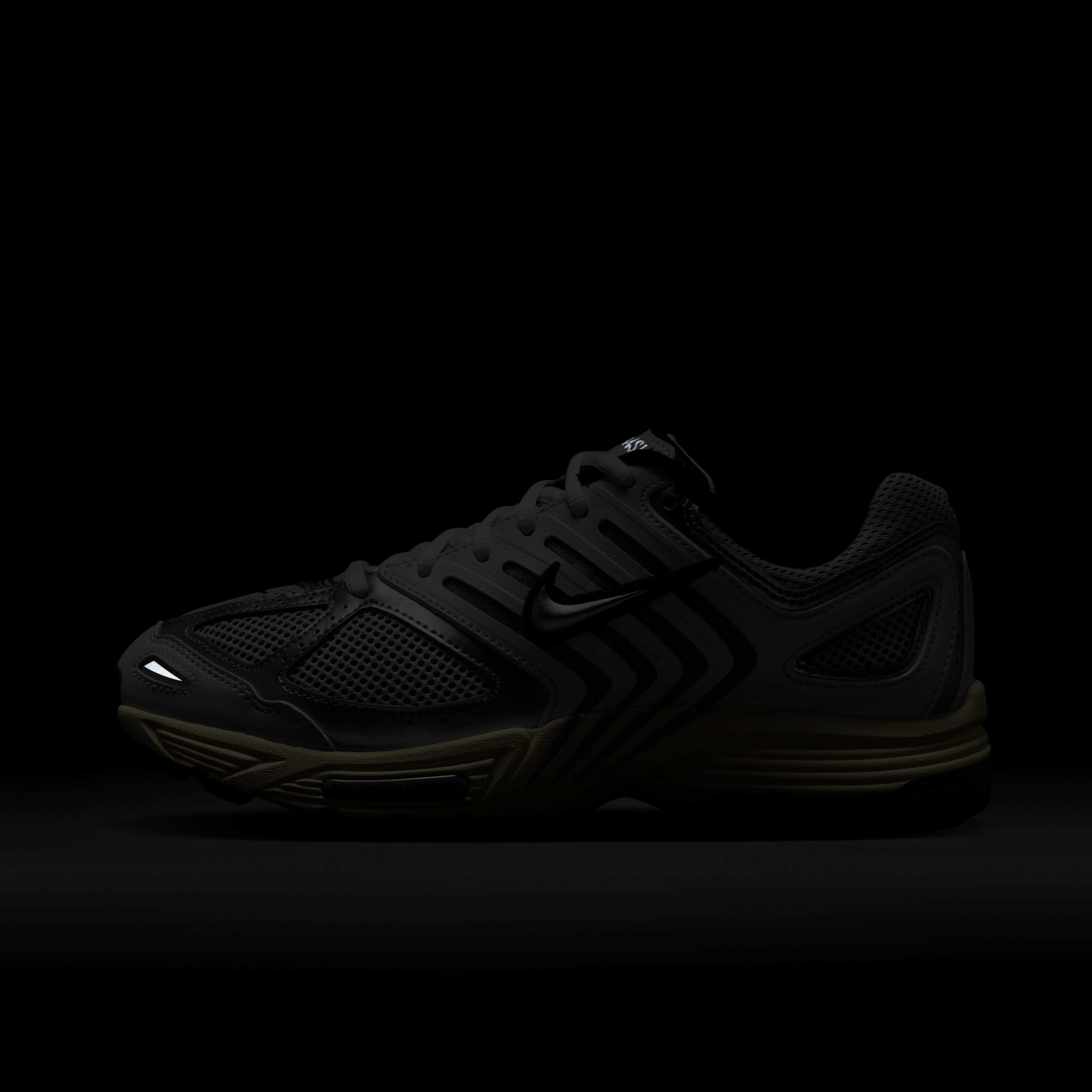 Nike Air Pegasus 2005 image number 10