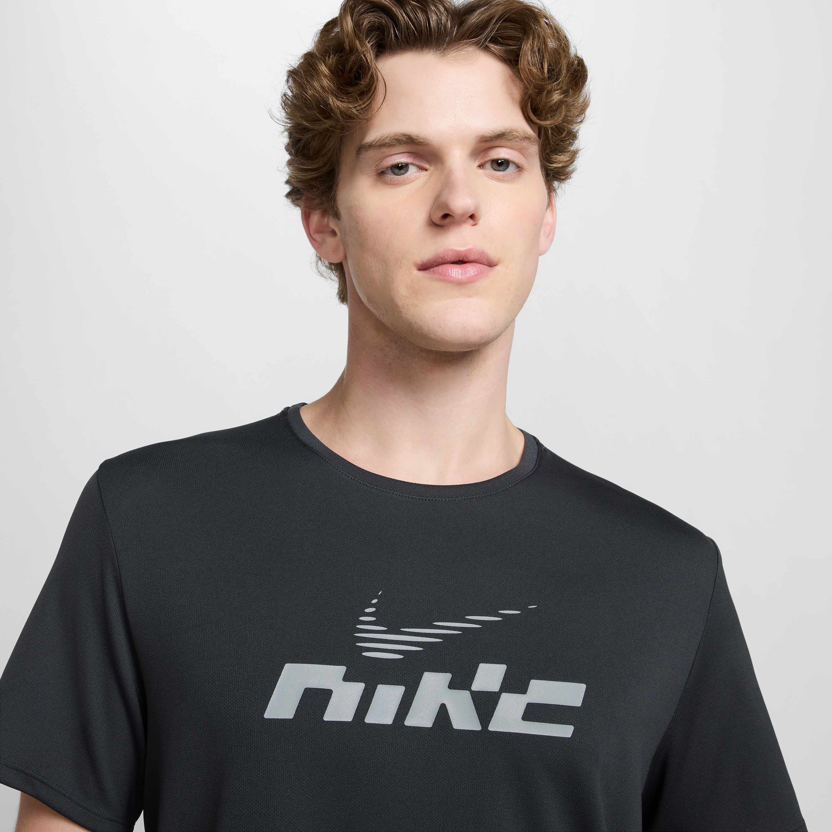 Nike Miler Flash image number 1