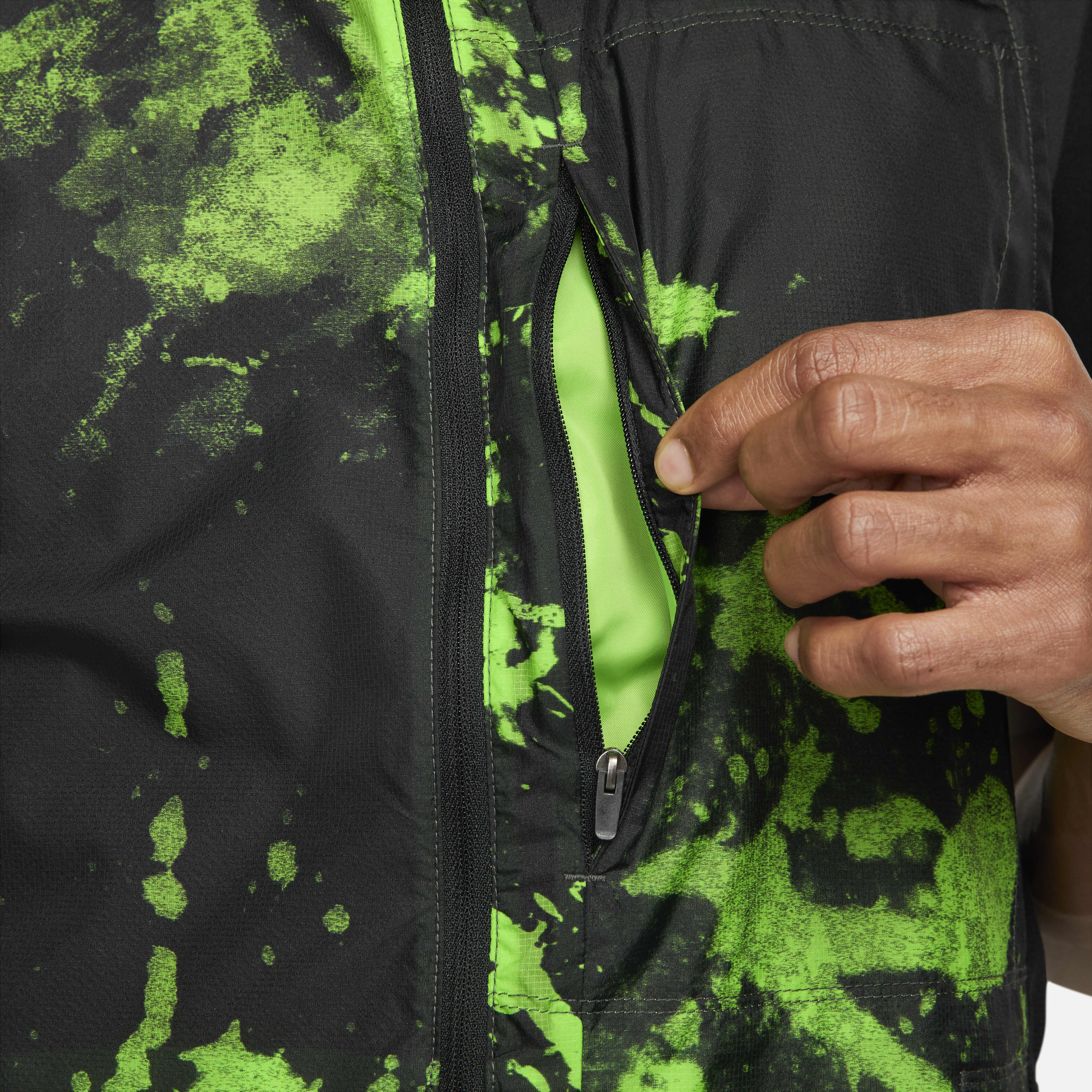 Nike Repel Run Division image number 3