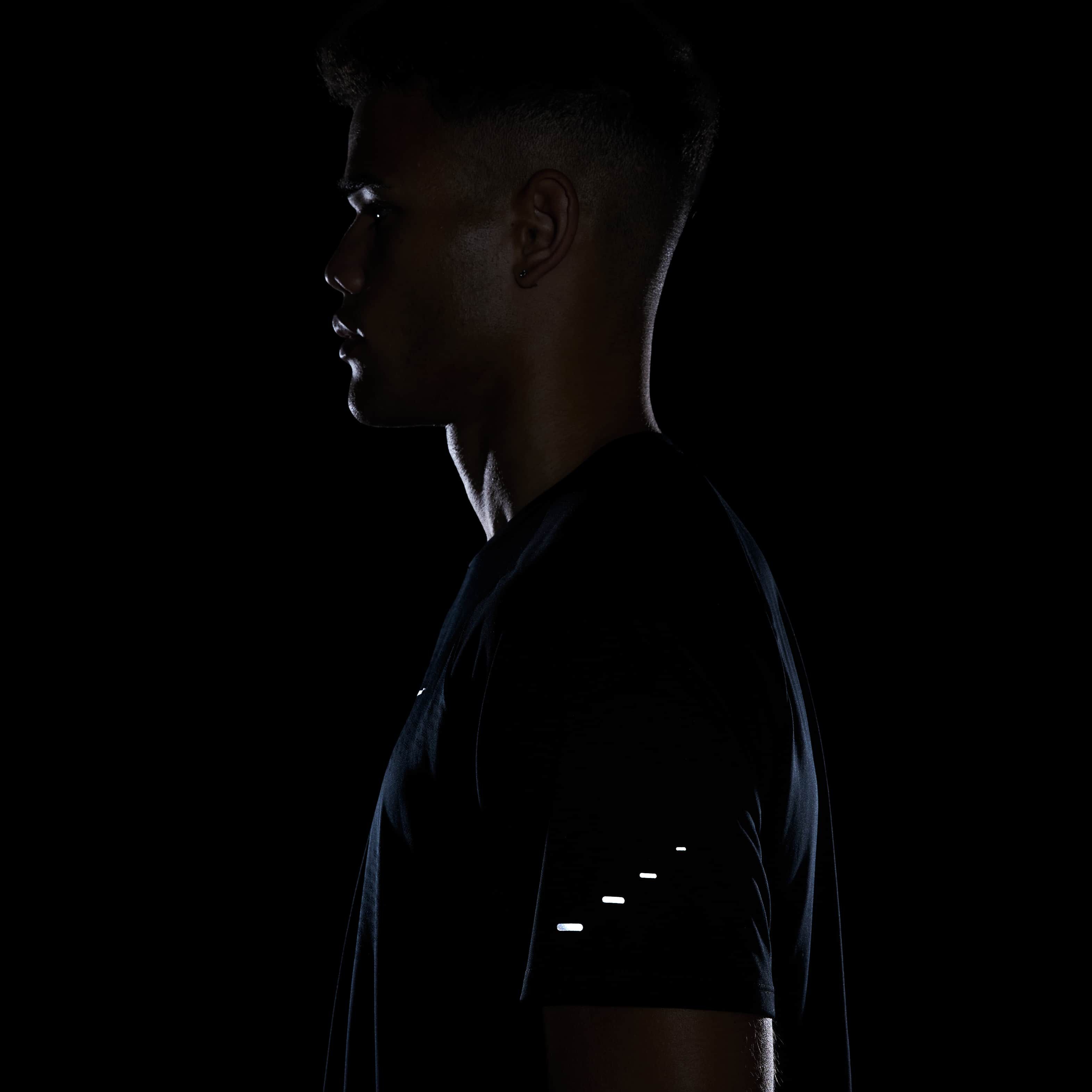 نايكي سترايد image number 7