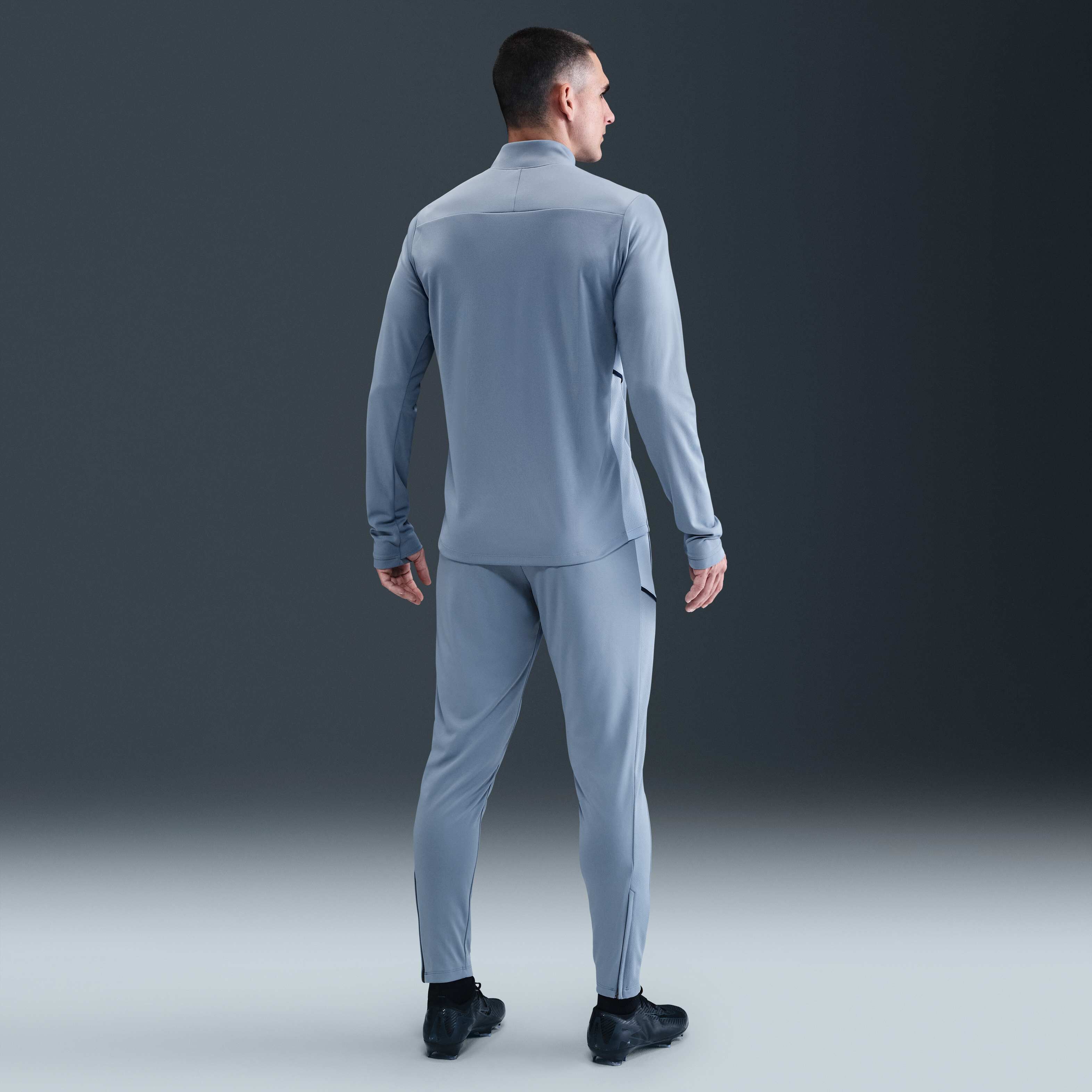 Nike Academy image number 4