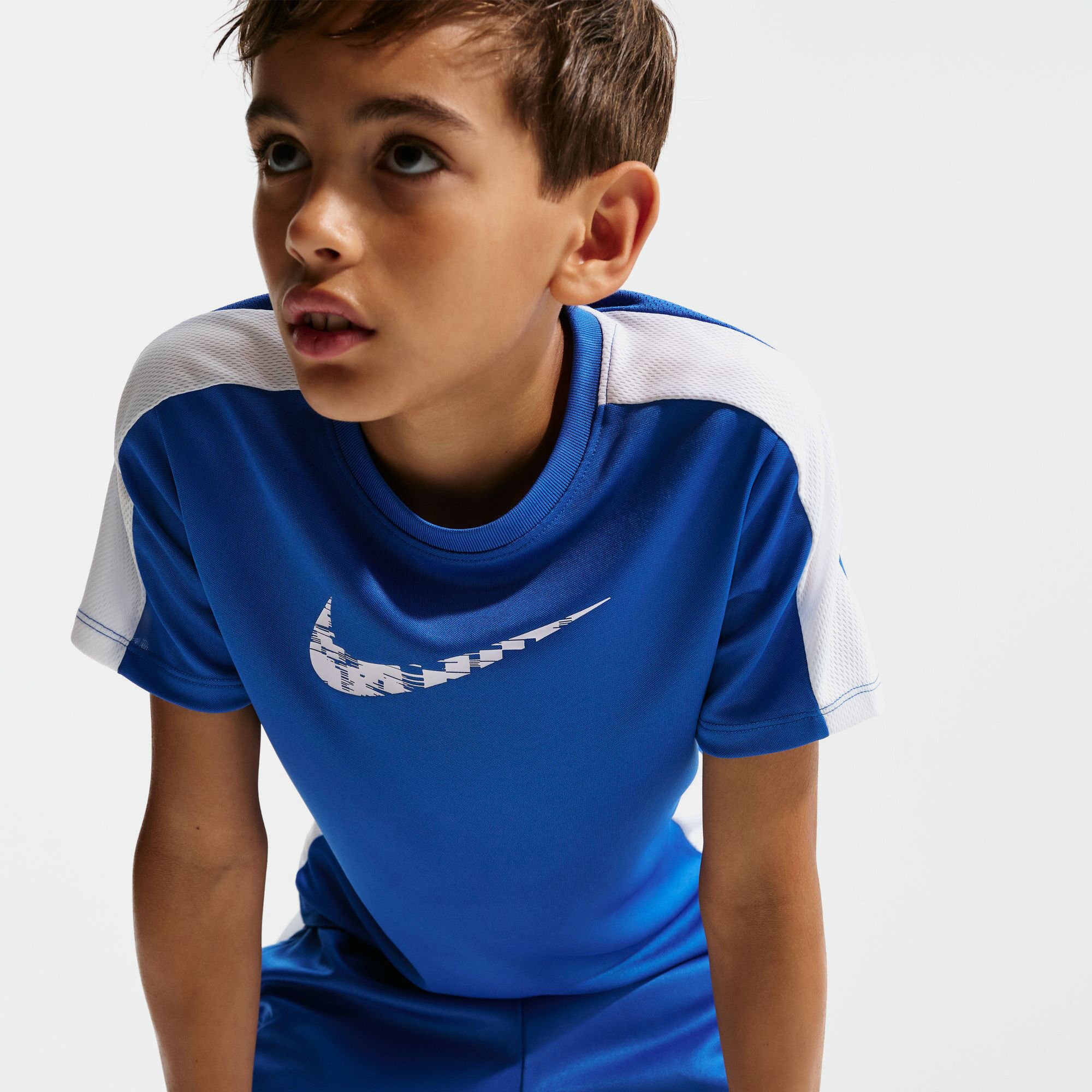 Nike Trophy23 image number 5