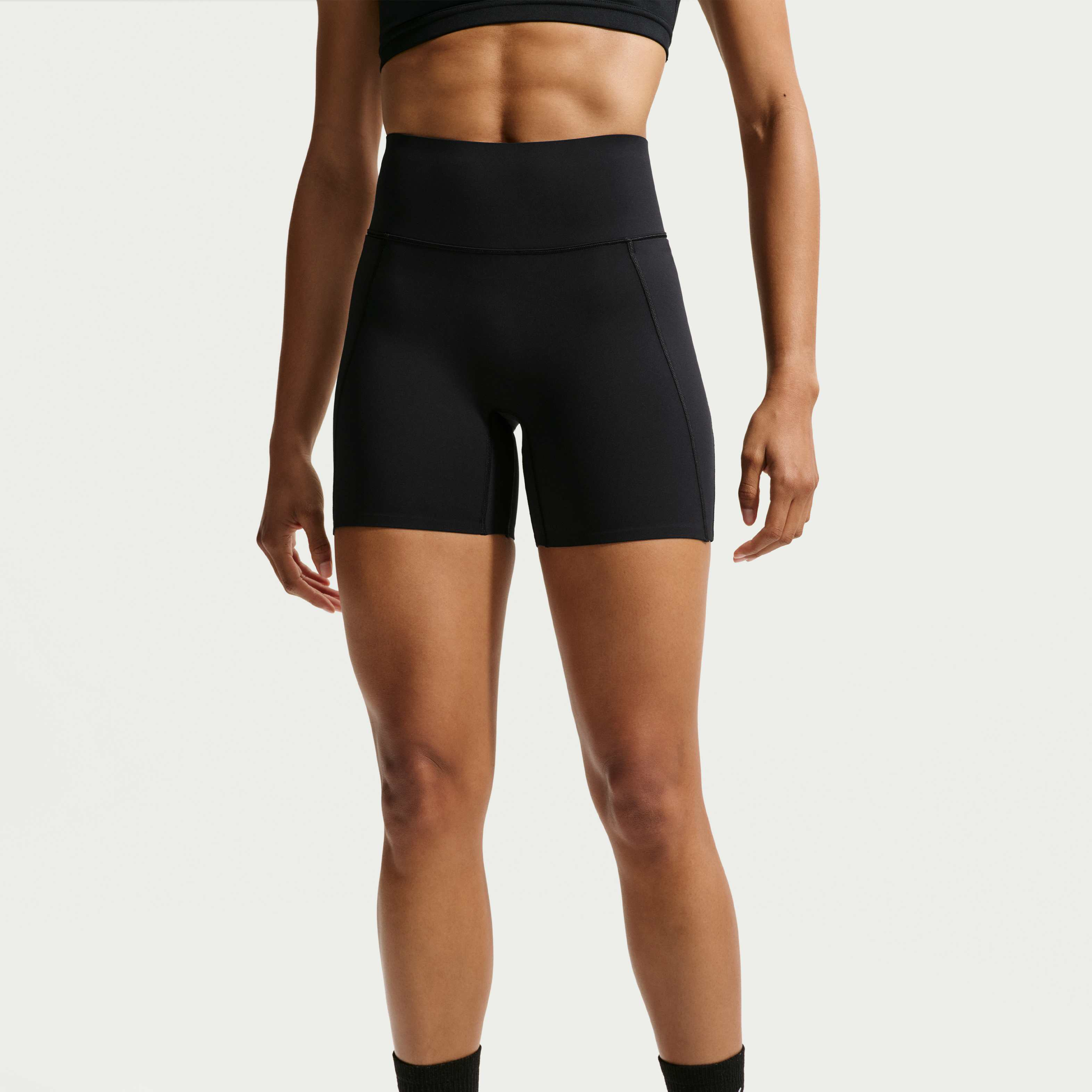 Nike Universa image number 1