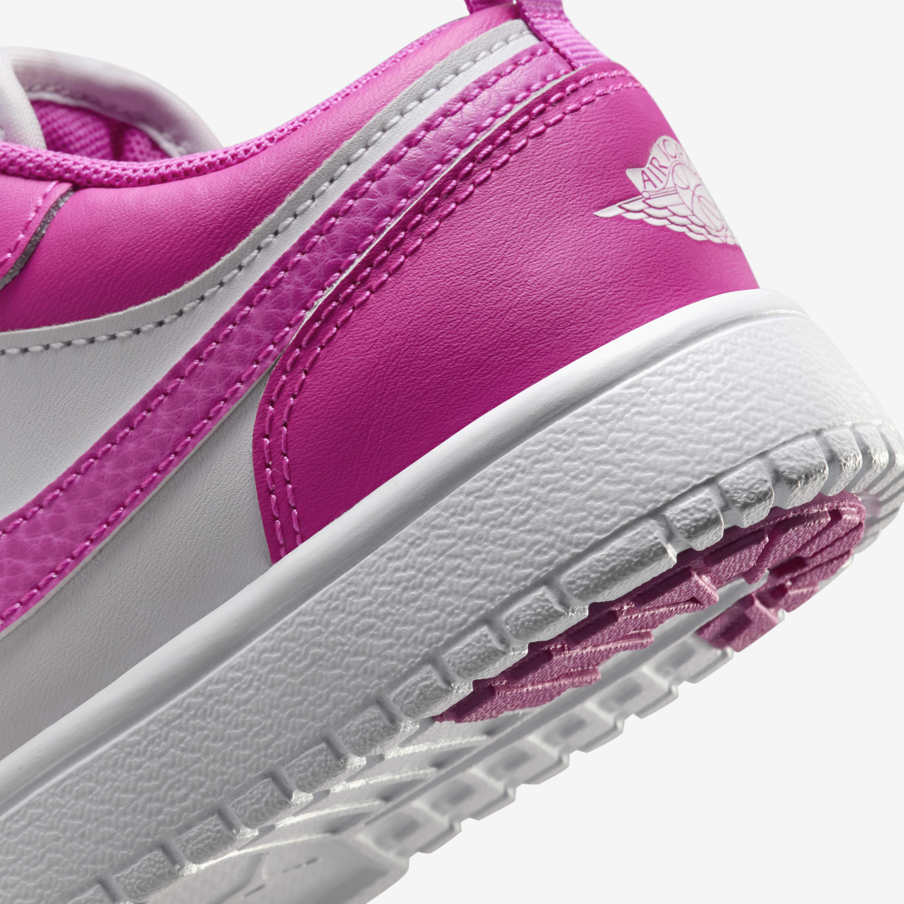 جوردن 1 لو الت image number 7