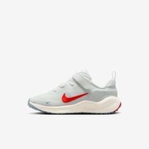 Nike Revolution 7