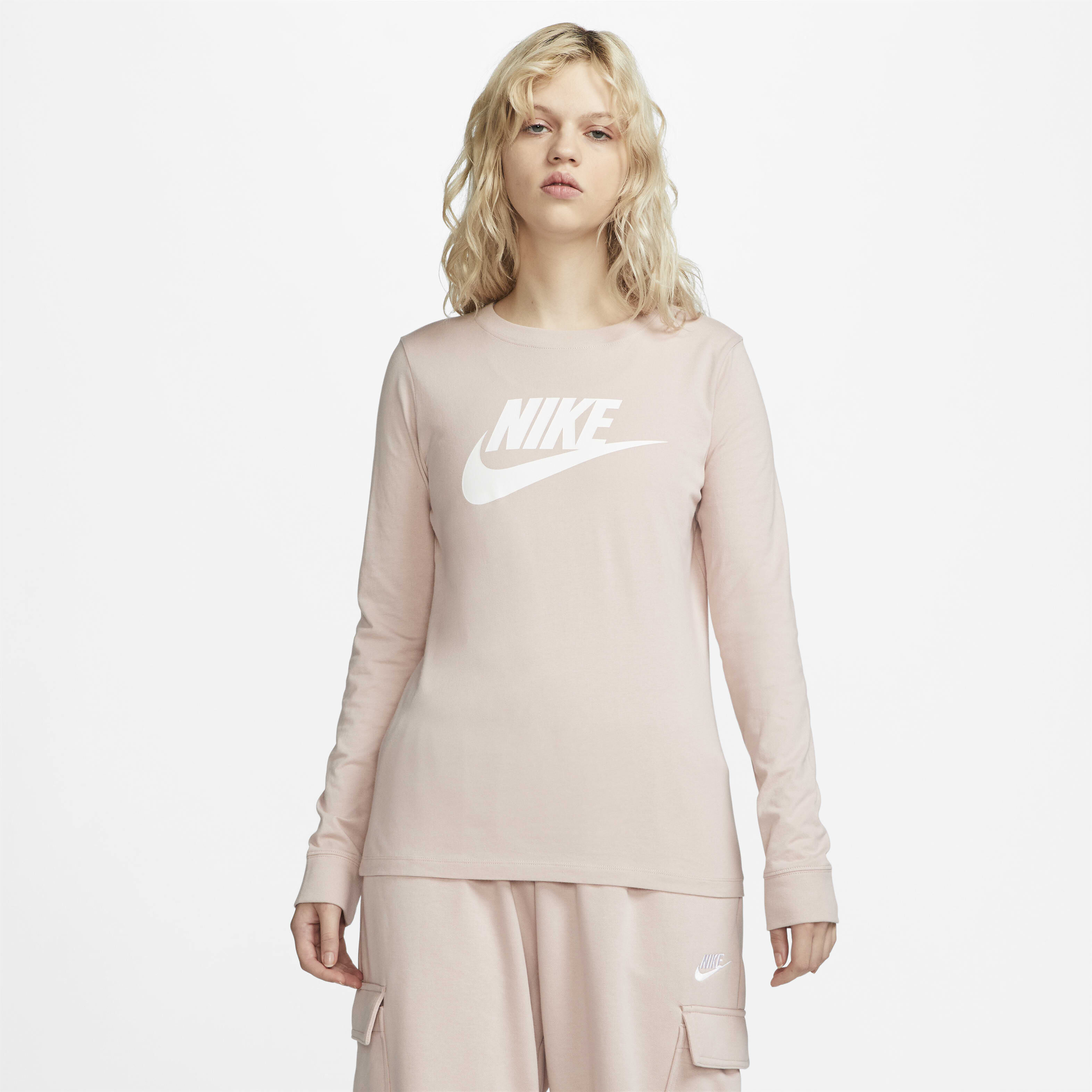 نايكي سبورتسوير image number 0