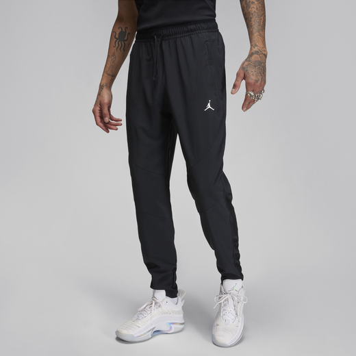 Nike shoes top with pants