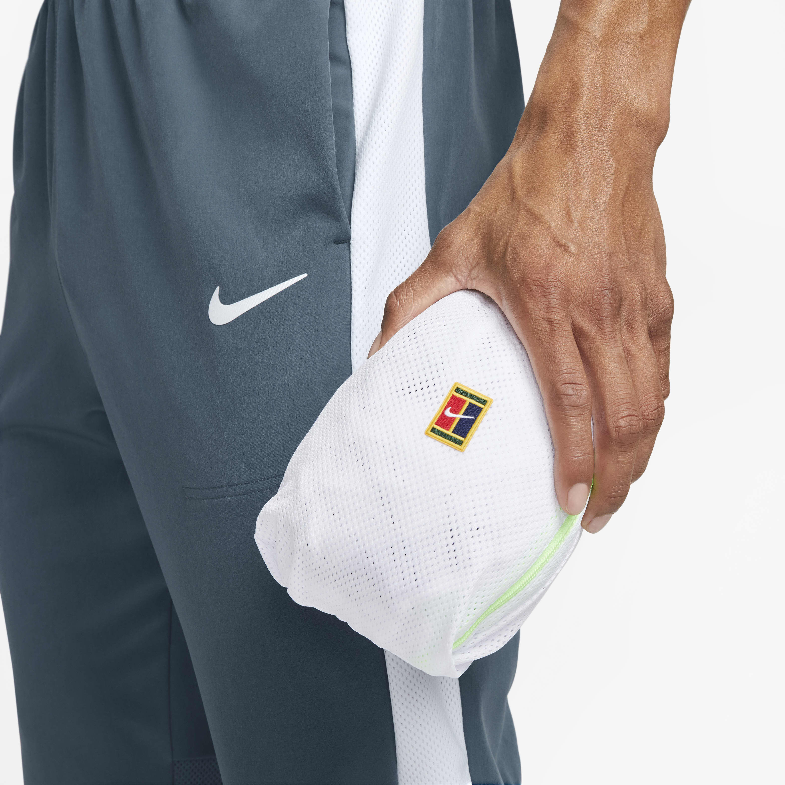 NikeCourt Advantage image number 5