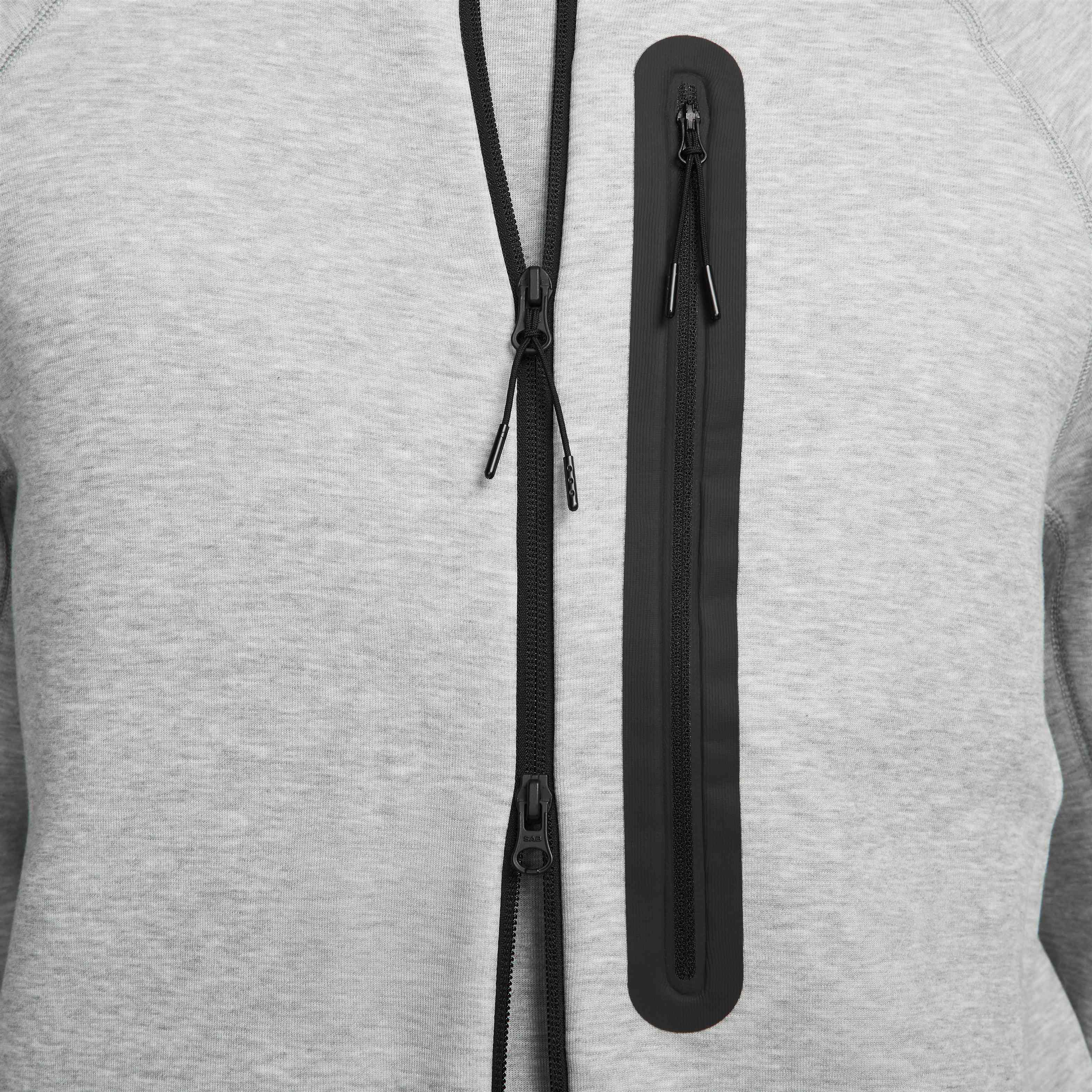 Nike Sportswear Tech Fleece image number 4