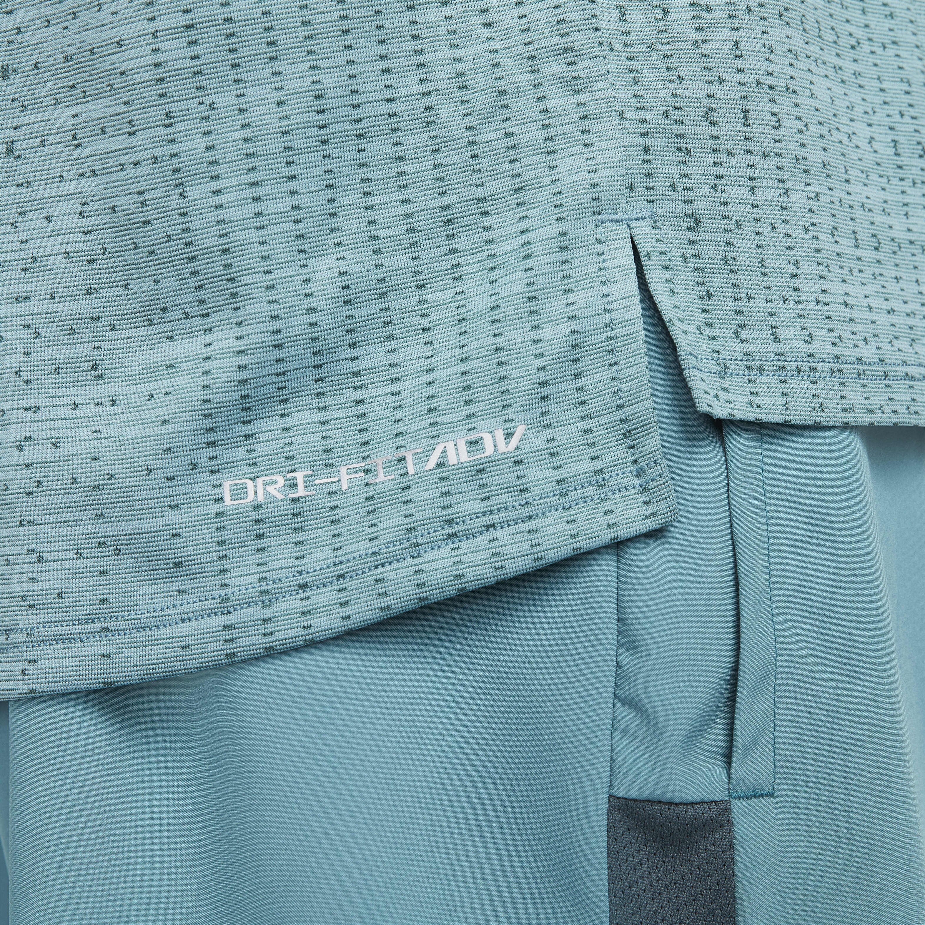 نايكي دراي-فت اي دي في تك-نت الترا image number 3