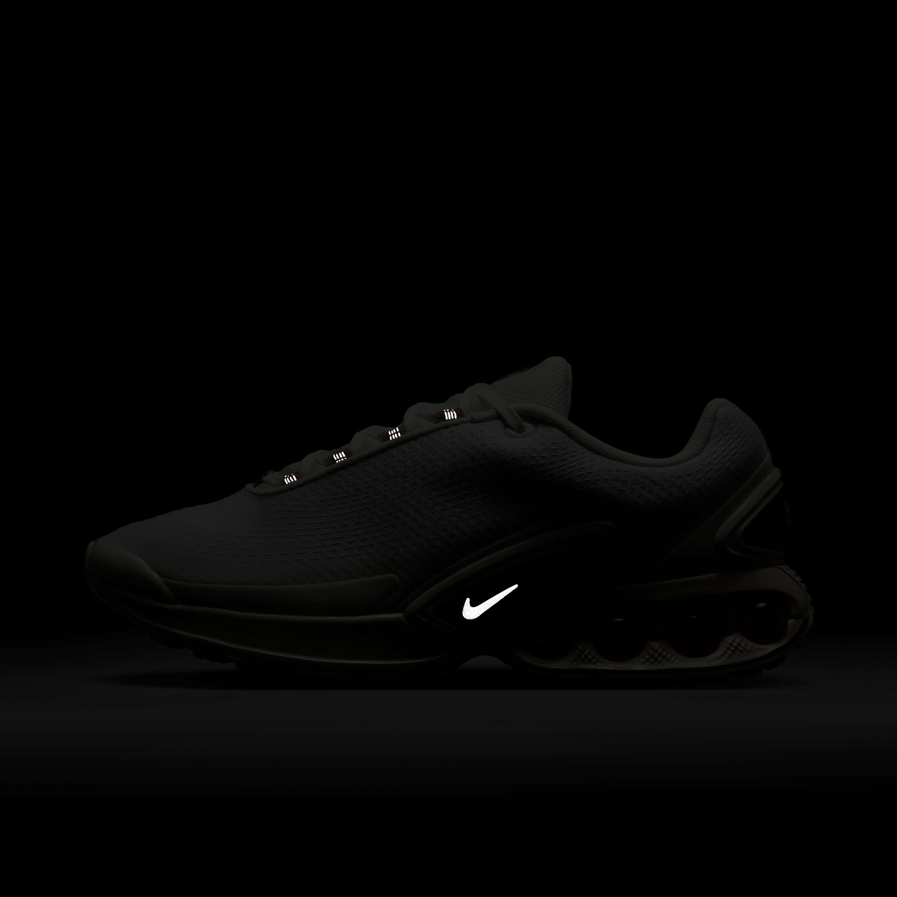 Nike Air Max Dn Tech image number 9