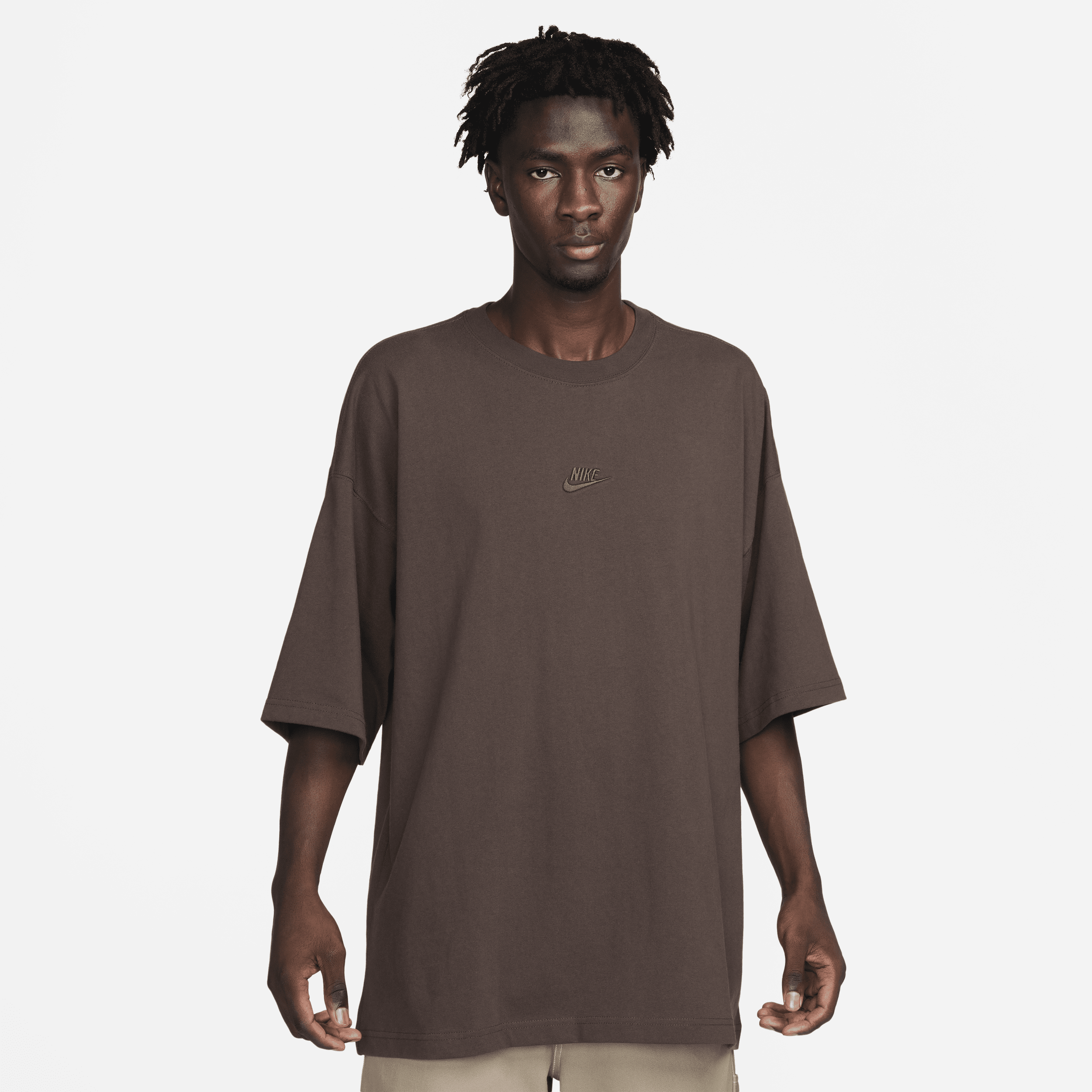 essential oversized pocket crew tee