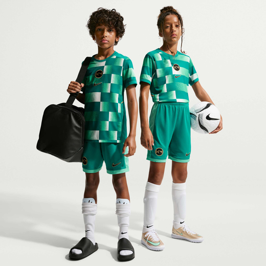 Kids' Clothing-Nike, Kylian Mbapp&eacute; Academy, Older Kids' Nike Dri-FIT Football Shorts