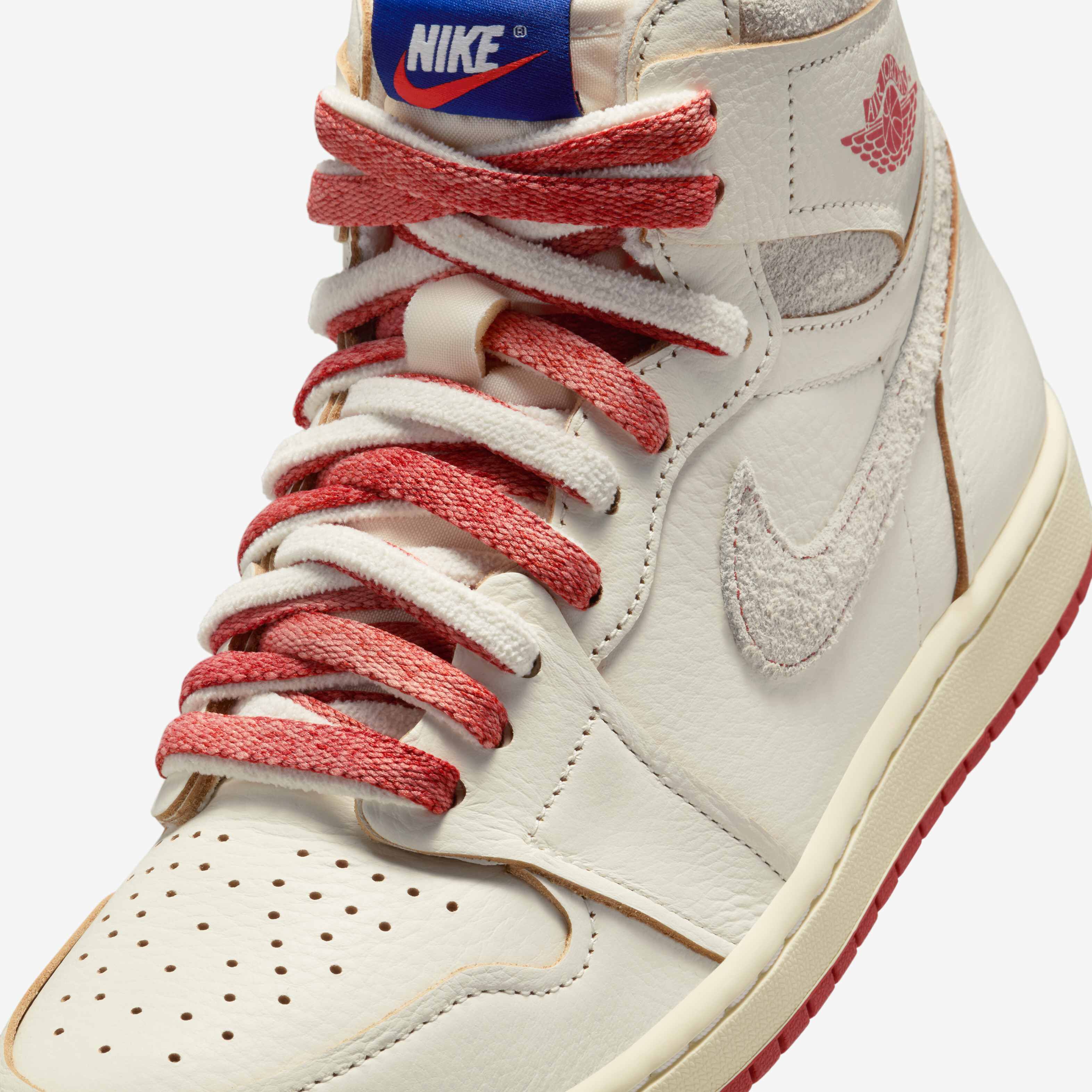 Air Jordan 1 High OG 'Rare Air' image number 6