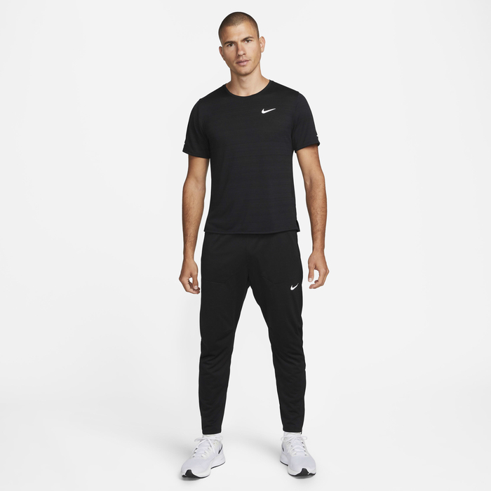 Nike Phenom image number 5 Nike Phenom image number 5