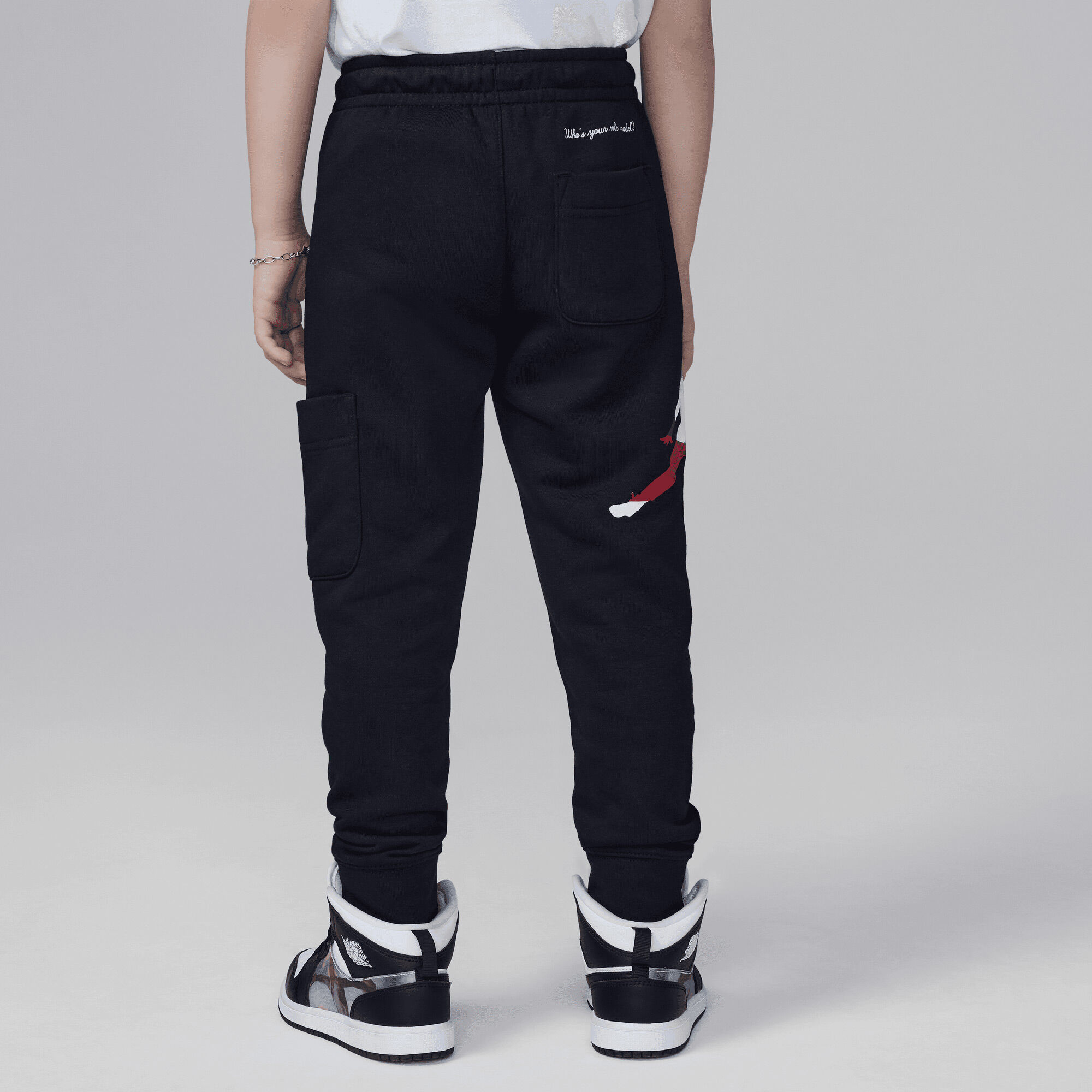 Jordan Sneaker School image number 1