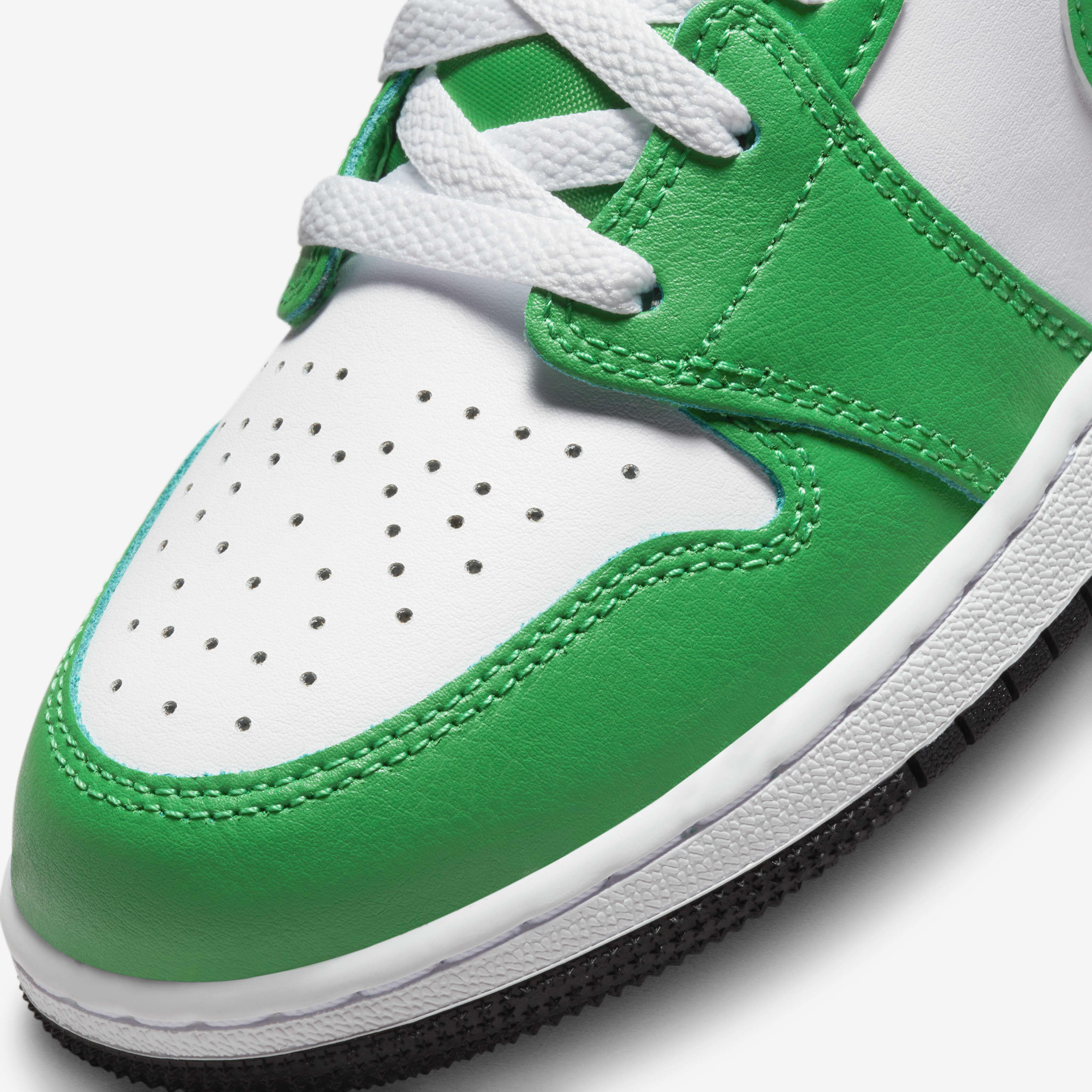 Air Jordan 1 Mid image number 6