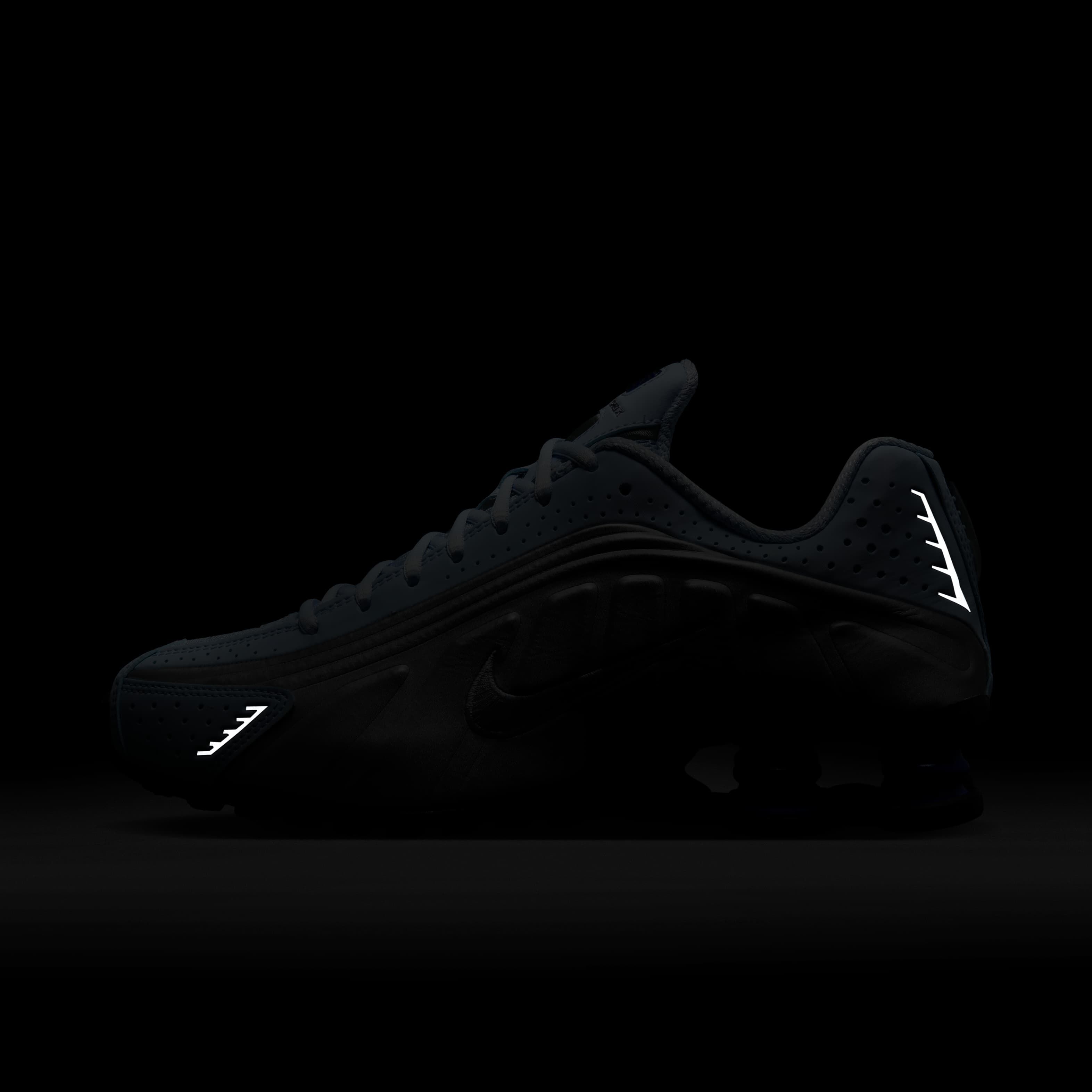 Nike Shox R4 image number 10