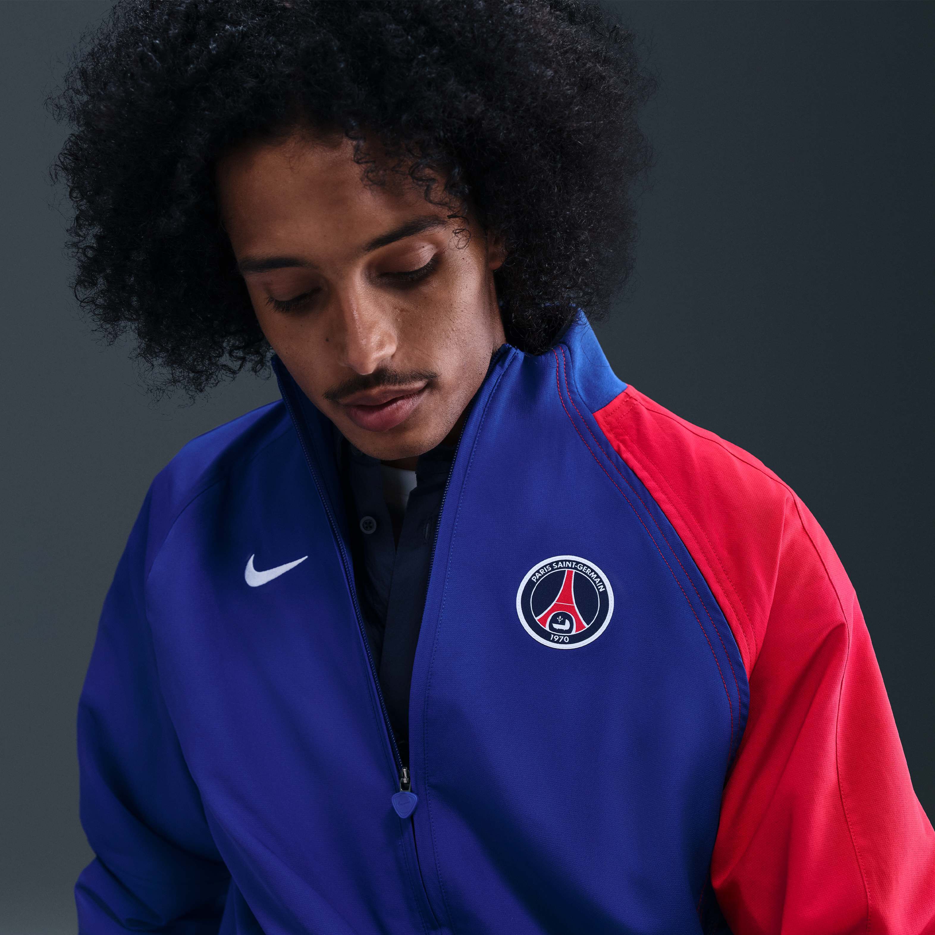 Buy Paris Saint-Germain 2004 Total 90 Reissue Men's Nike